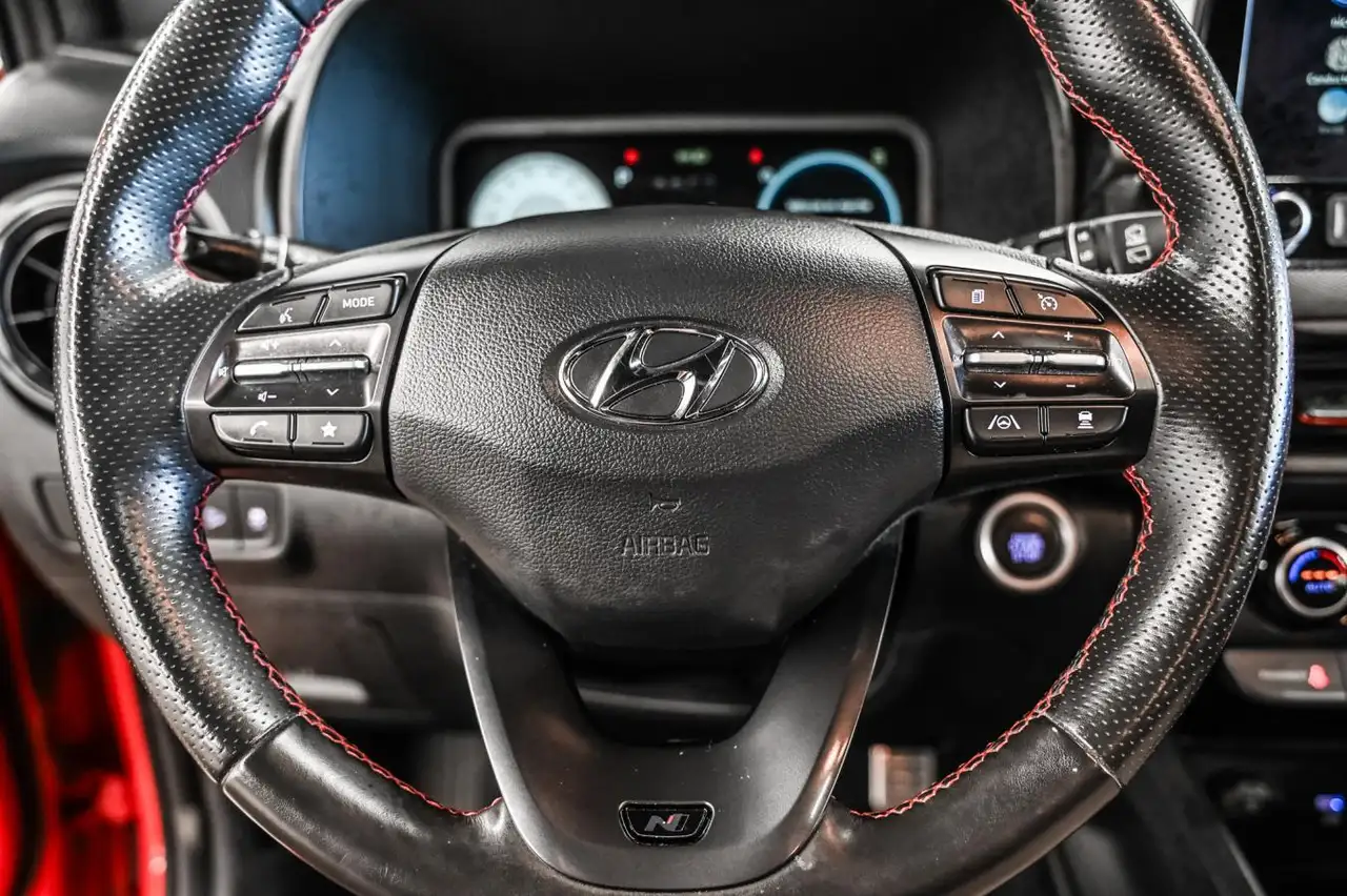 Hyundai KONA снимка Hyundai KONA