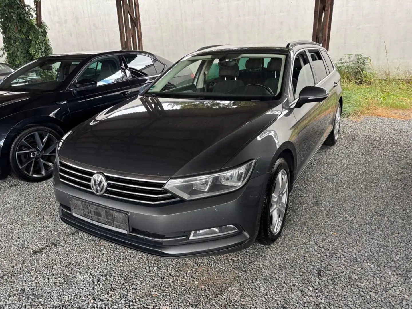 Volkswagen Passat Variant 1.6 TDI (BlueMotion Technology) Comfortline - 1