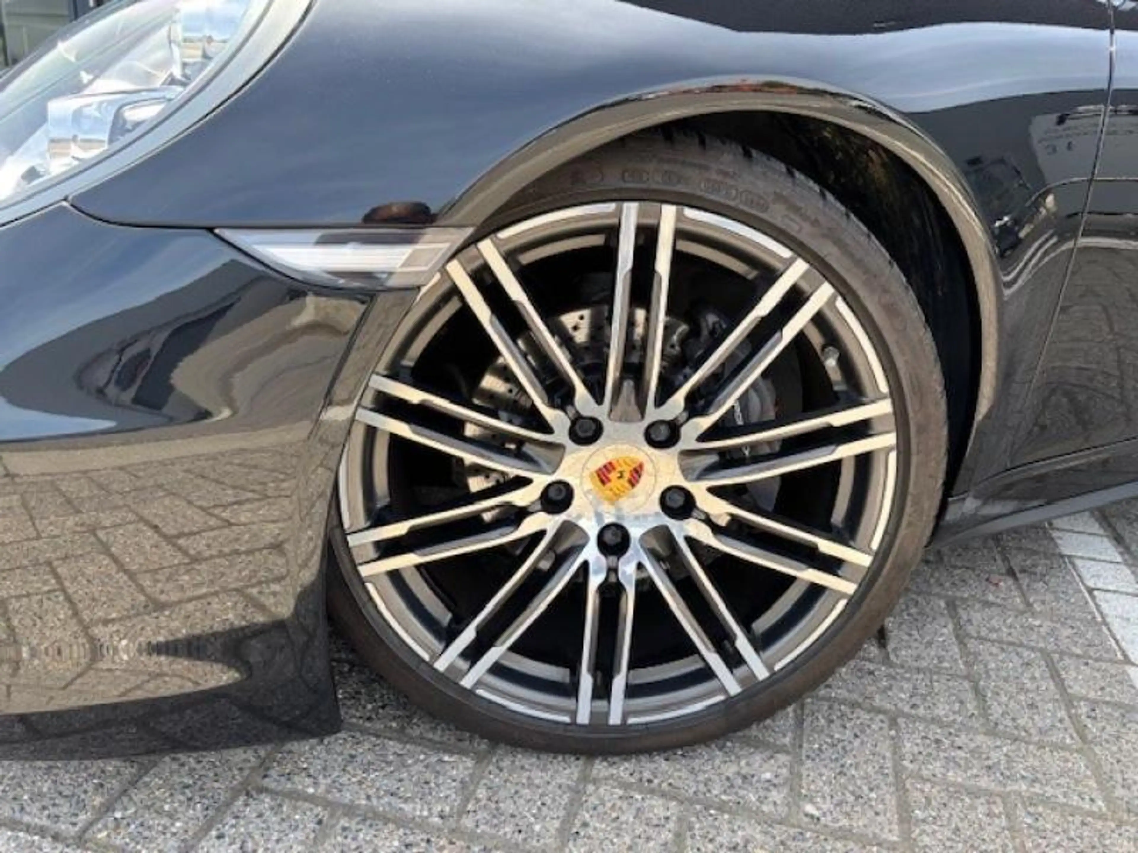Porsche 991 911 Carrera 4 Black Edition | 3.4 349cv | toit pan — photo 12