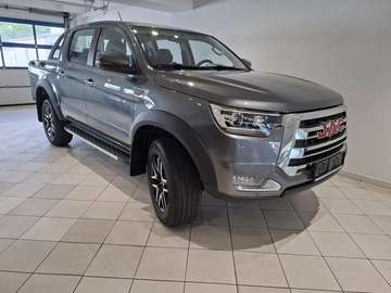 Pro 4x4 2.4L MT Doka