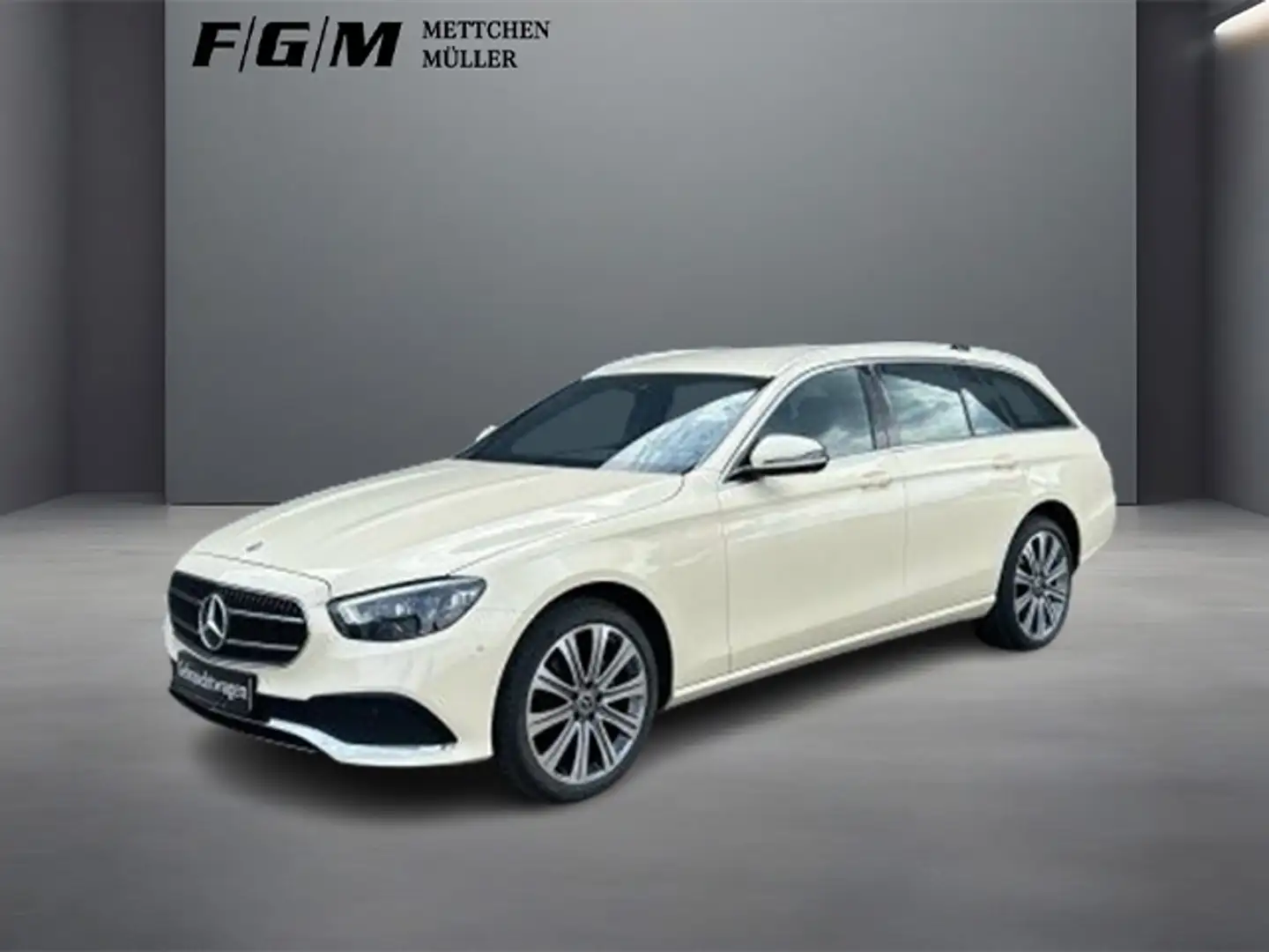 Mercedes-Benz E 220 d T Avantgarde +MBUX+MBeam+Cam+Airm+AUT Beige - 1