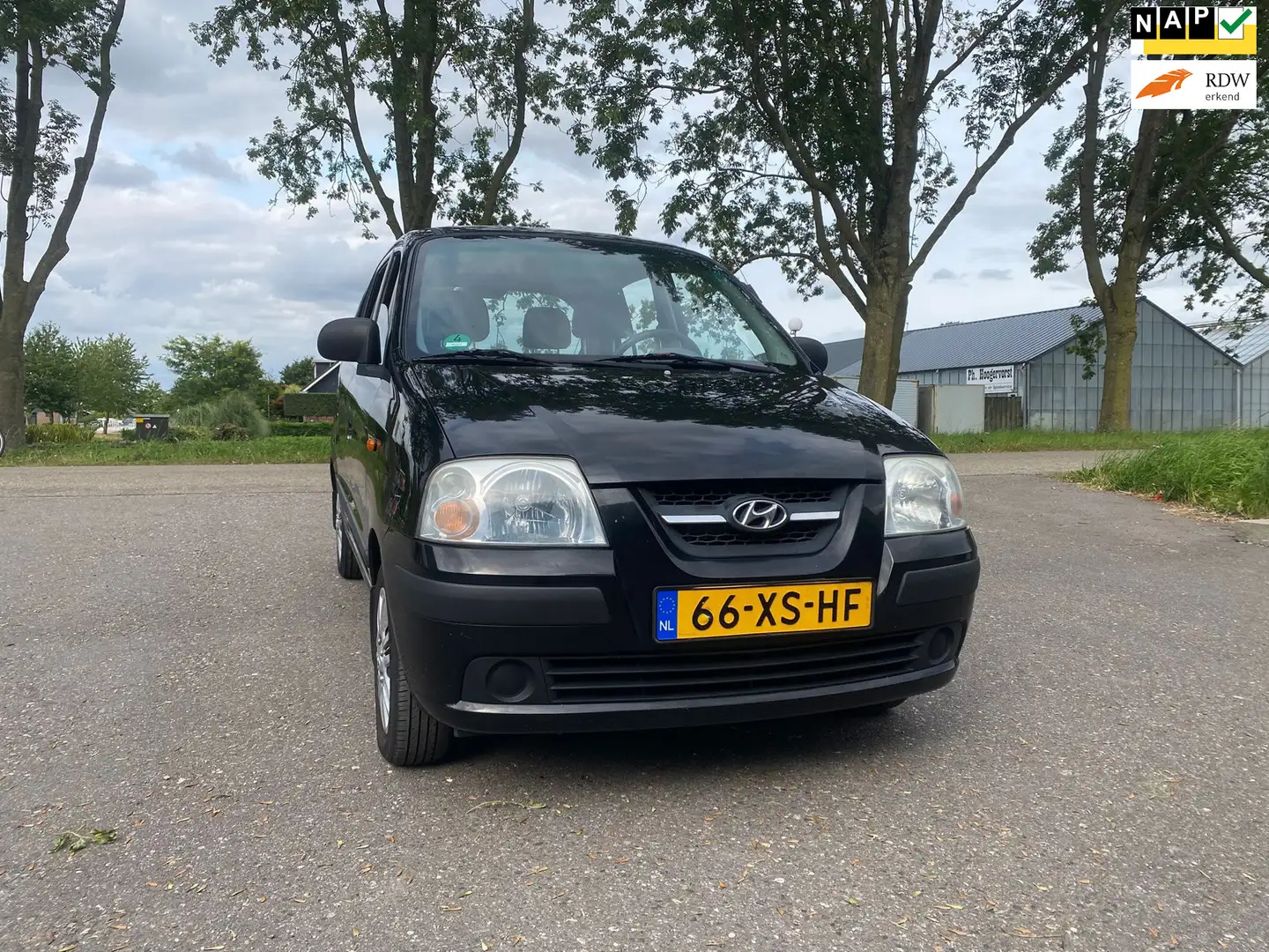 Hyundai Atos 1.1i Active Young TREKHAAK - ELEKTRISCHE RAMEN Zwart - 1