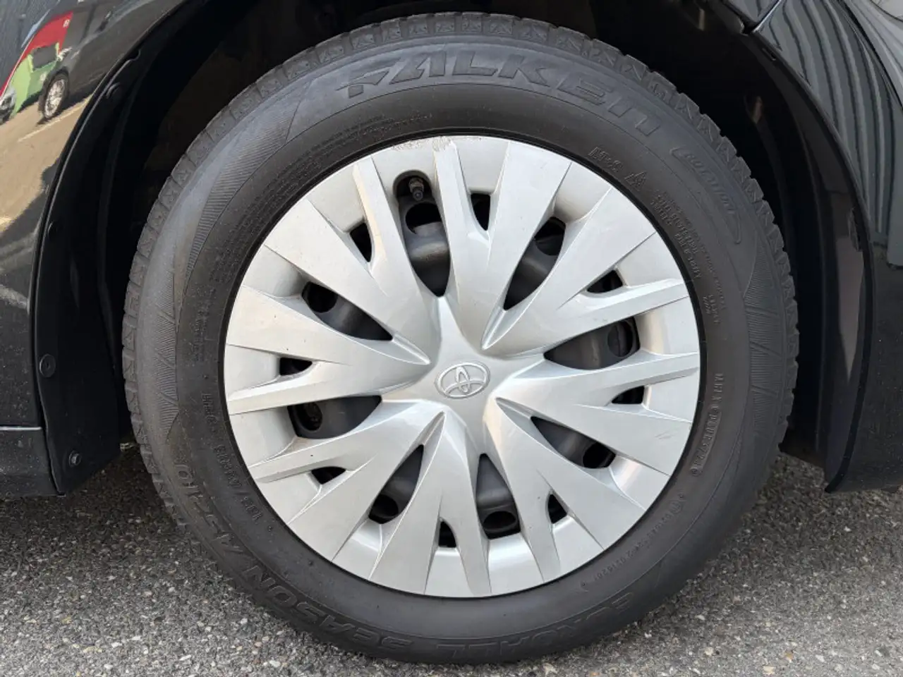 Toyota Yaris Yaris — photo 18