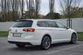 Volkswagen Passat DSG ACC LED Leder AHK 8x ÖAMTC Pickel Neu 03/2027 Weiß - thumbnail 4