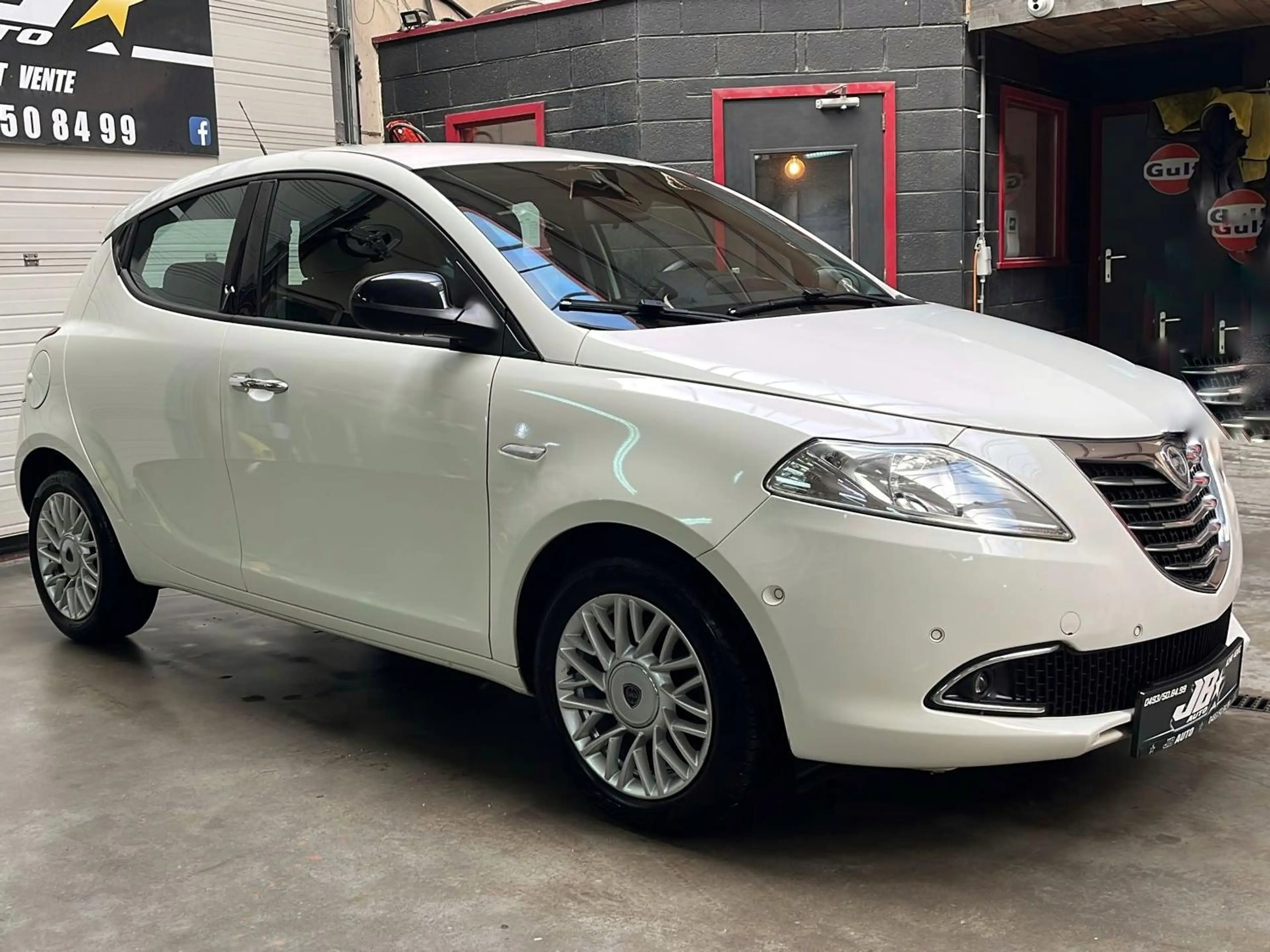 Lancia Ypsilon Ypsilon 1.2i Fire Evo II Gold — photo 5