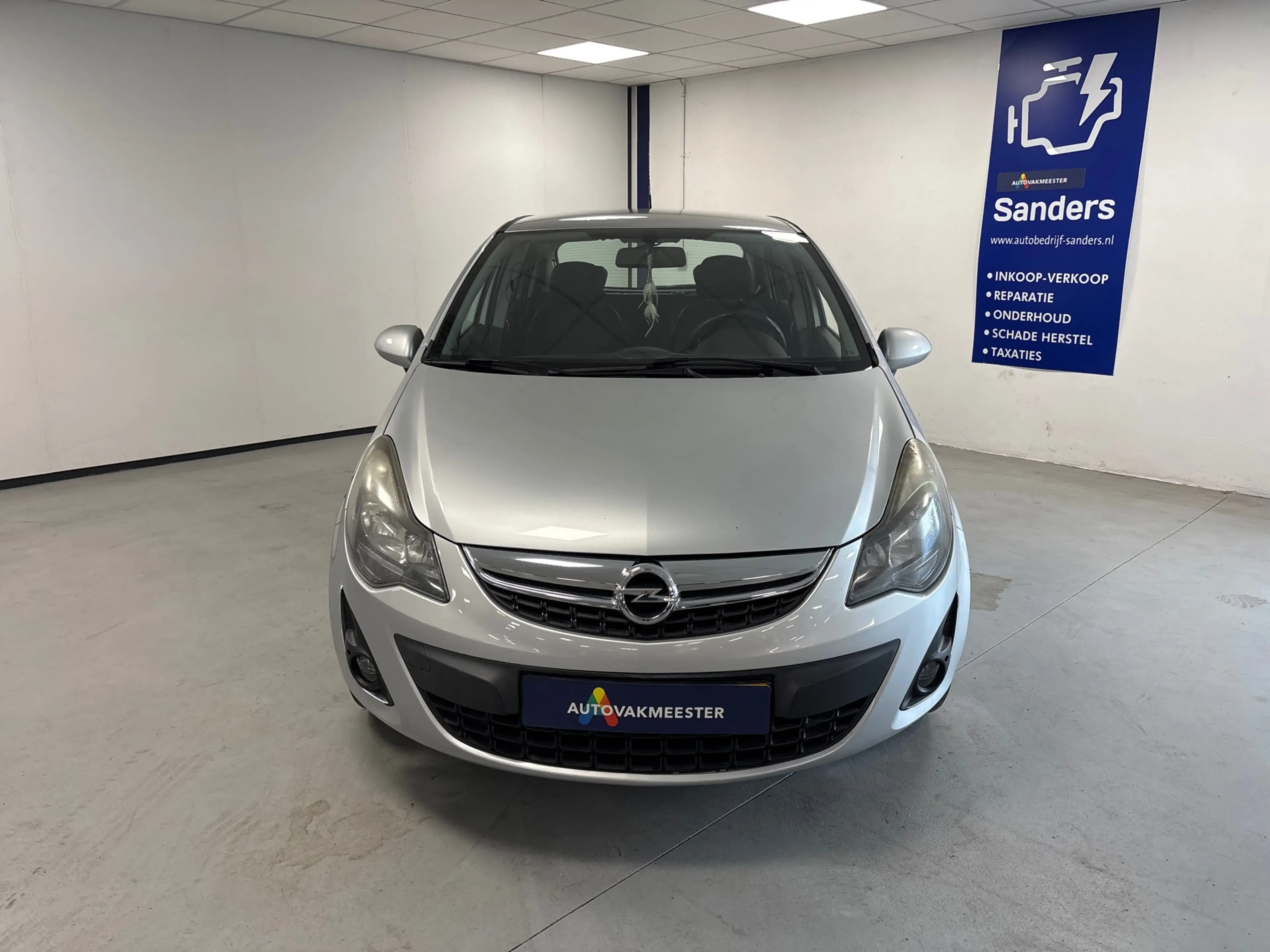 Opel Corsa 1.4-16V Berlin — photo 2