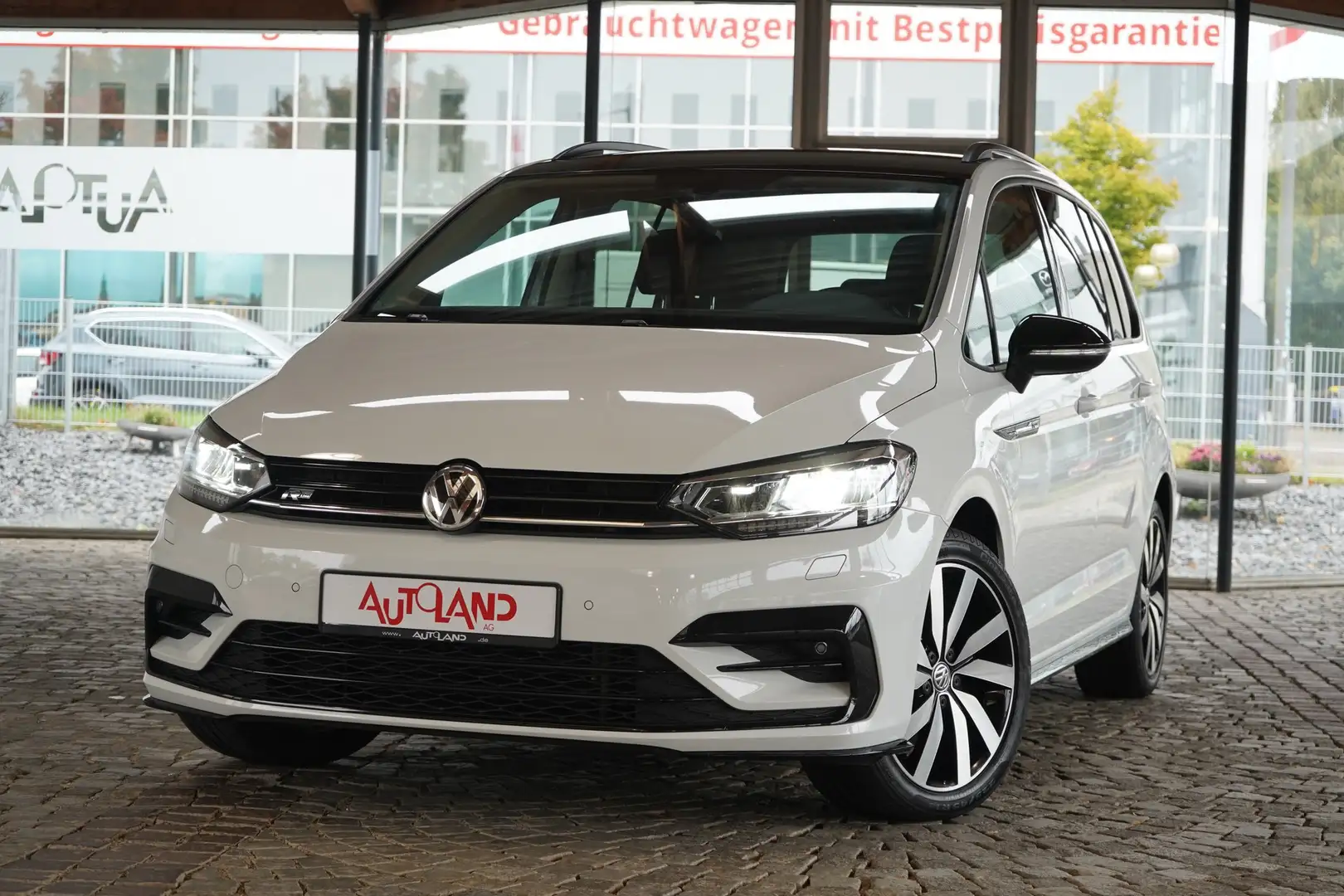 Volkswagen Touran 2.0 TDI R-Line LED Navi ACC Sitzheizung Weiß - 1