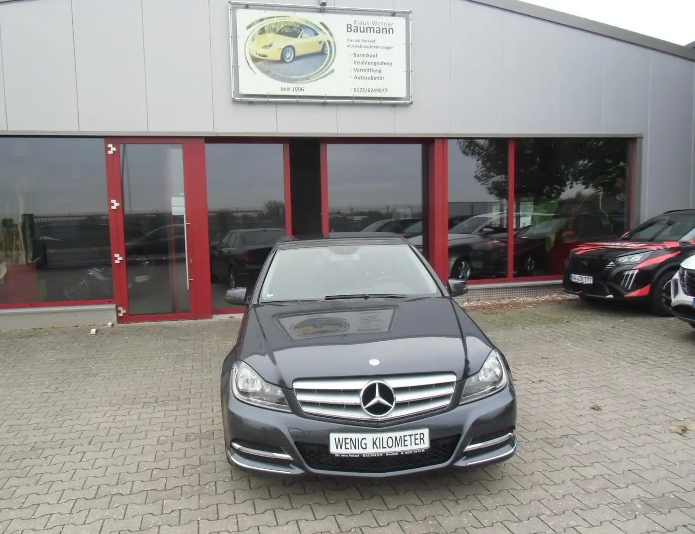 Mercedes-Benz C 180 C 180 CGI BlueEfficiency, nur 29500 km, Navi, PDC Grijs - 1