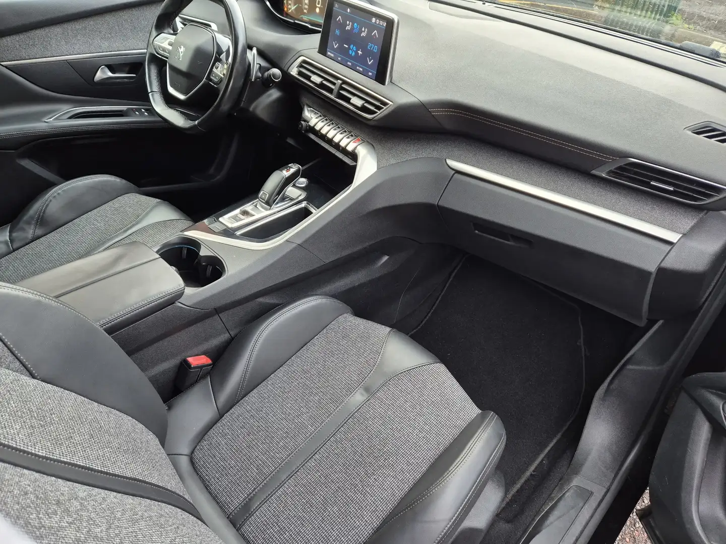 Peugeot 3008 BlueHDi 130ch S&S EAT8 Allure - 2