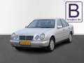 Mercedes-Benz E 280 Elegance Youngtimer in perfecte staat Gris - thumbnail 3