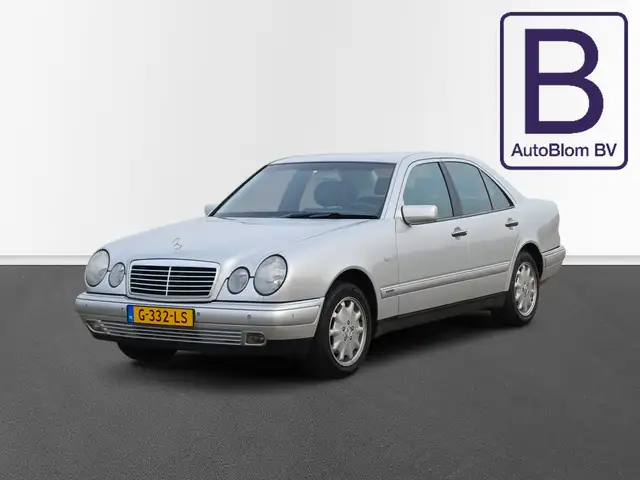 Mercedes-Benz E 280 Elegance Youngtimer in perfecte staat