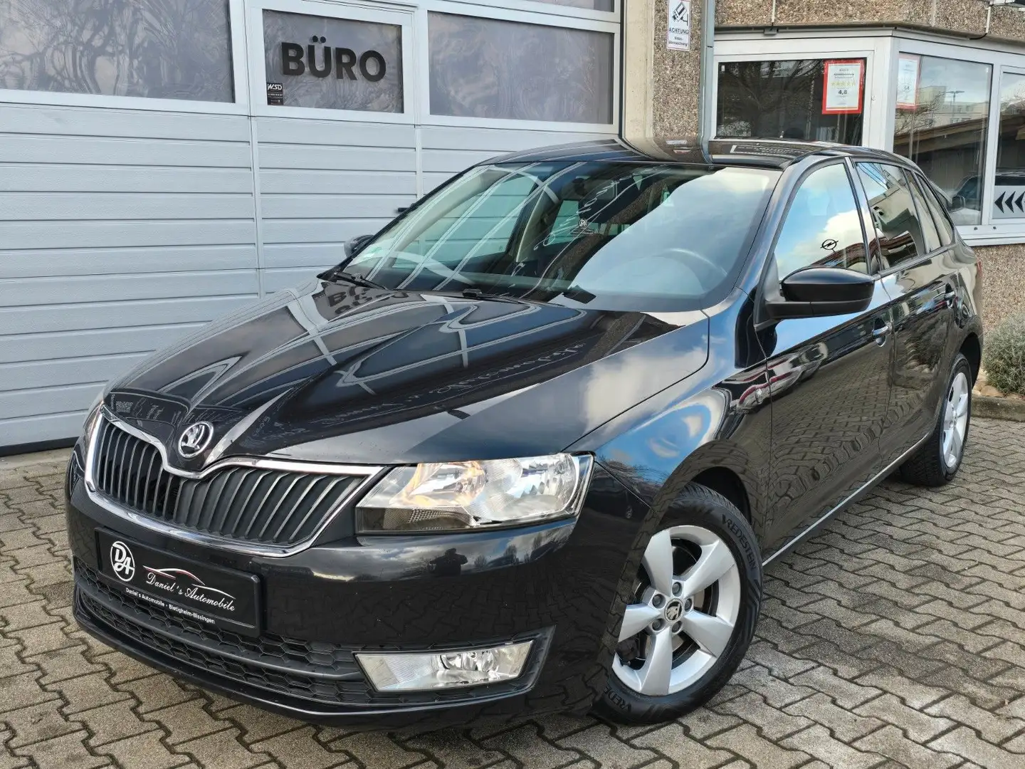Skoda Rapid/Spaceback Spaceback 1.4l Drive AUTOMATIK PDC SITZHEI Nero - 2