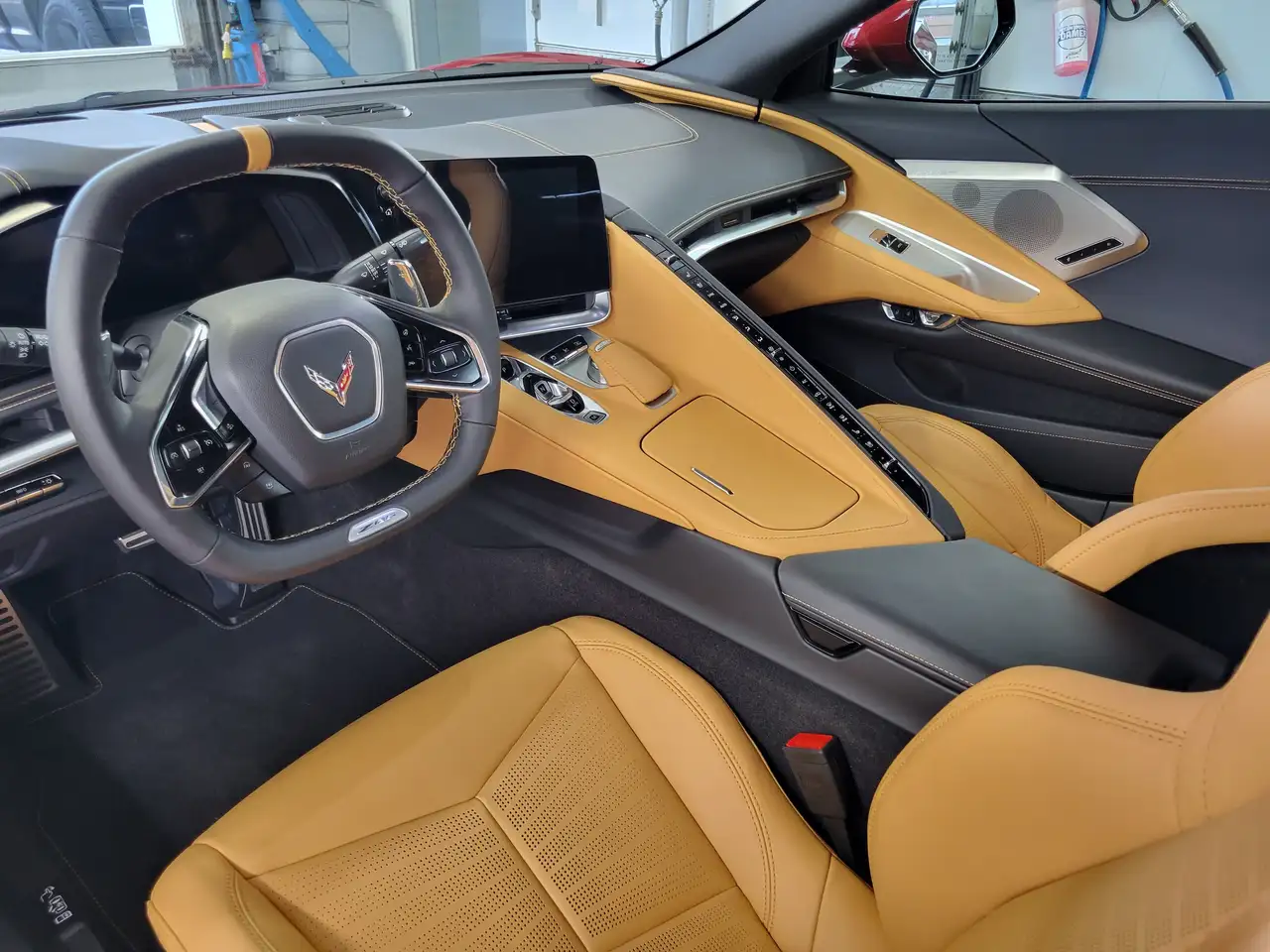 Chevrolet Corvette снимка Chevrolet Corvette
