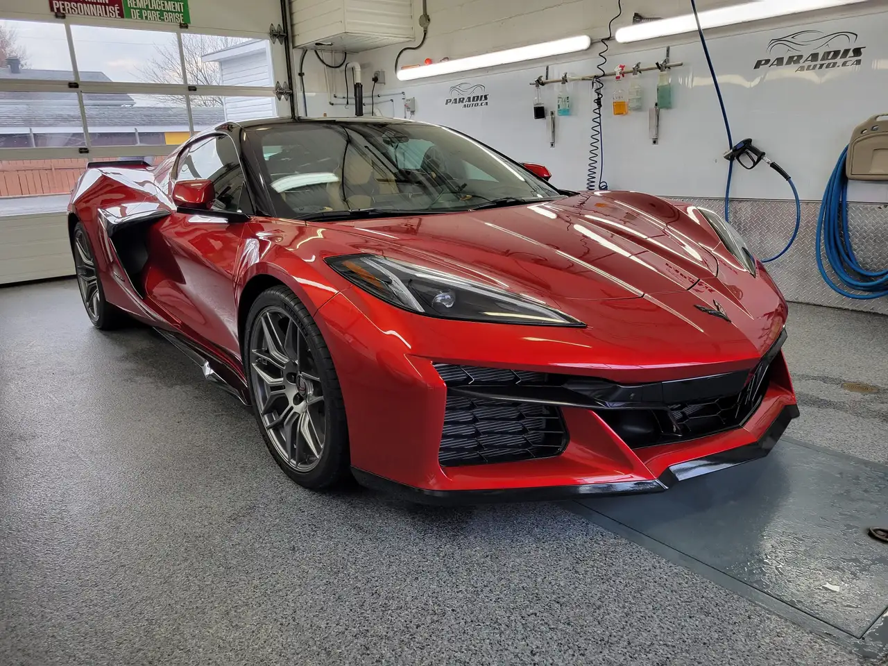 Chevrolet Corvette снимка Chevrolet Corvette