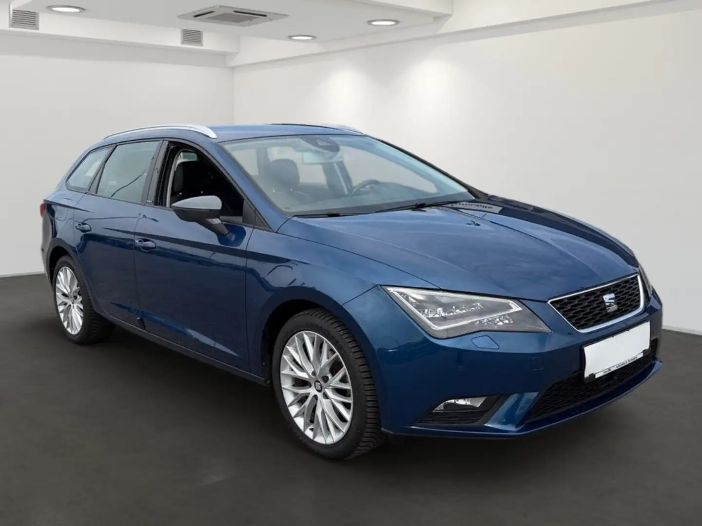 SEAT Leon Seat Leon ST Executive 2,0 TDI CR Start-Stop DSG Blau - 2
