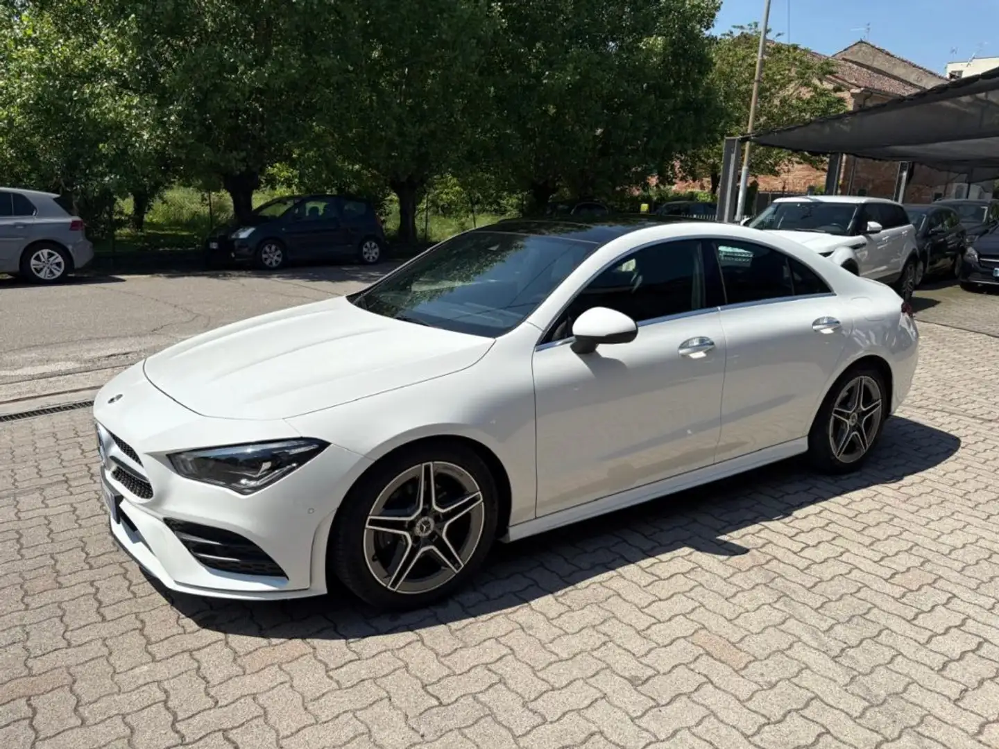 Mercedes-Benz CLA 180 d Automatic Premium AMG PANORAMA OK NEOPATENTATO Bianco - 1