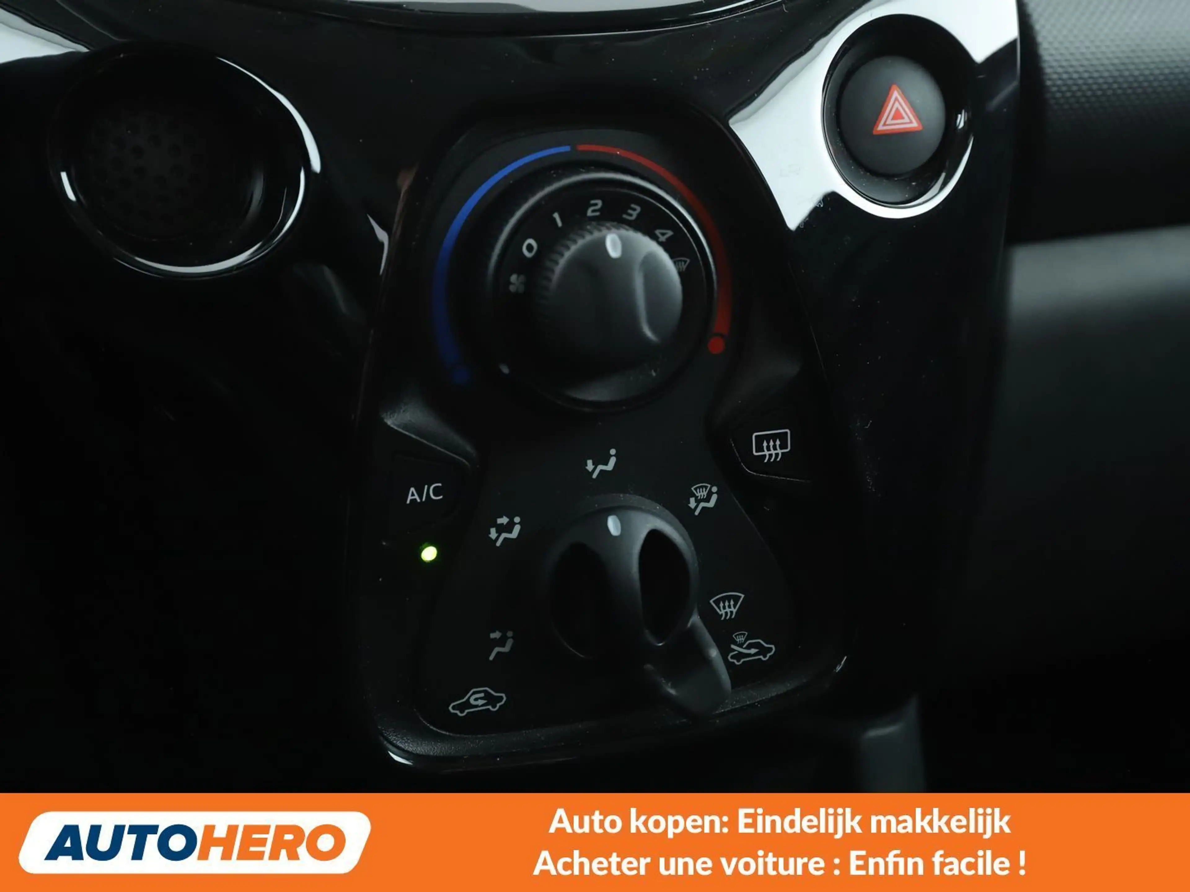 Citroen C1 1.0 VTi Feel — photo 9