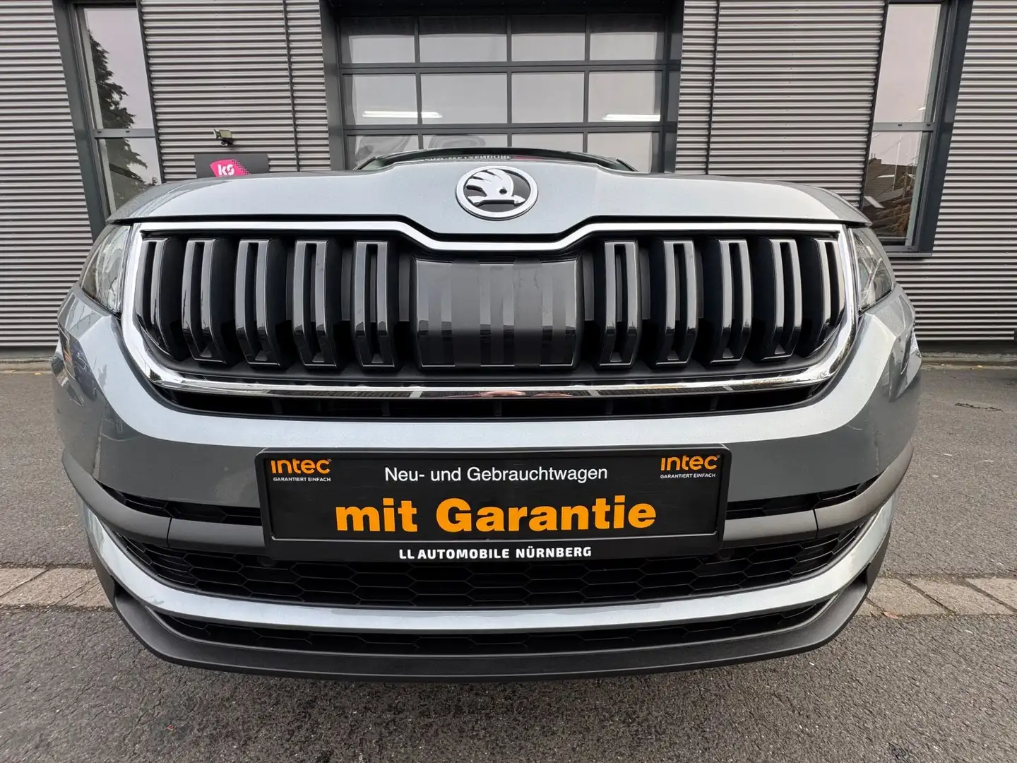 Skoda Kodiaq KODIAQ*BUSINESS-PAKET AMUNDSEN*GARANTIE*NAVI* Grau - 1