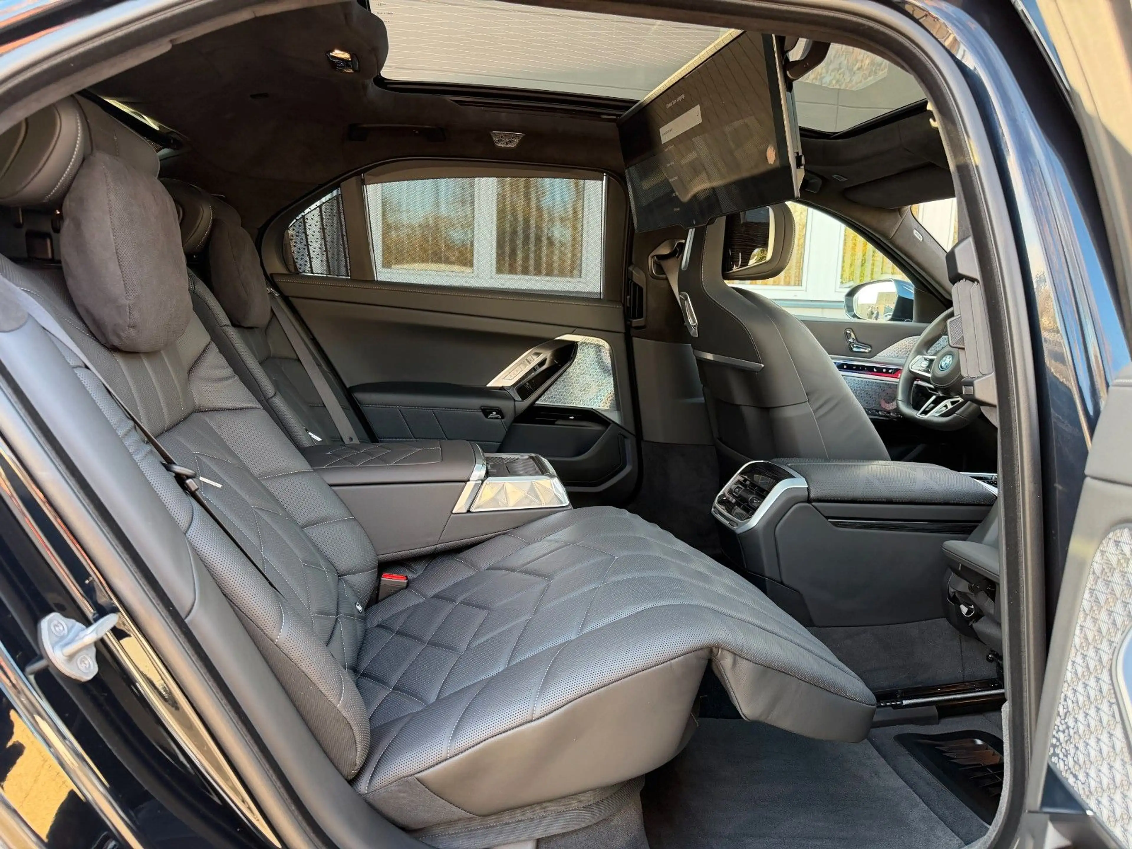 BMW 750 e xDrive M Sport Pro/Fond Enter/UPE180.000€ — photo 15