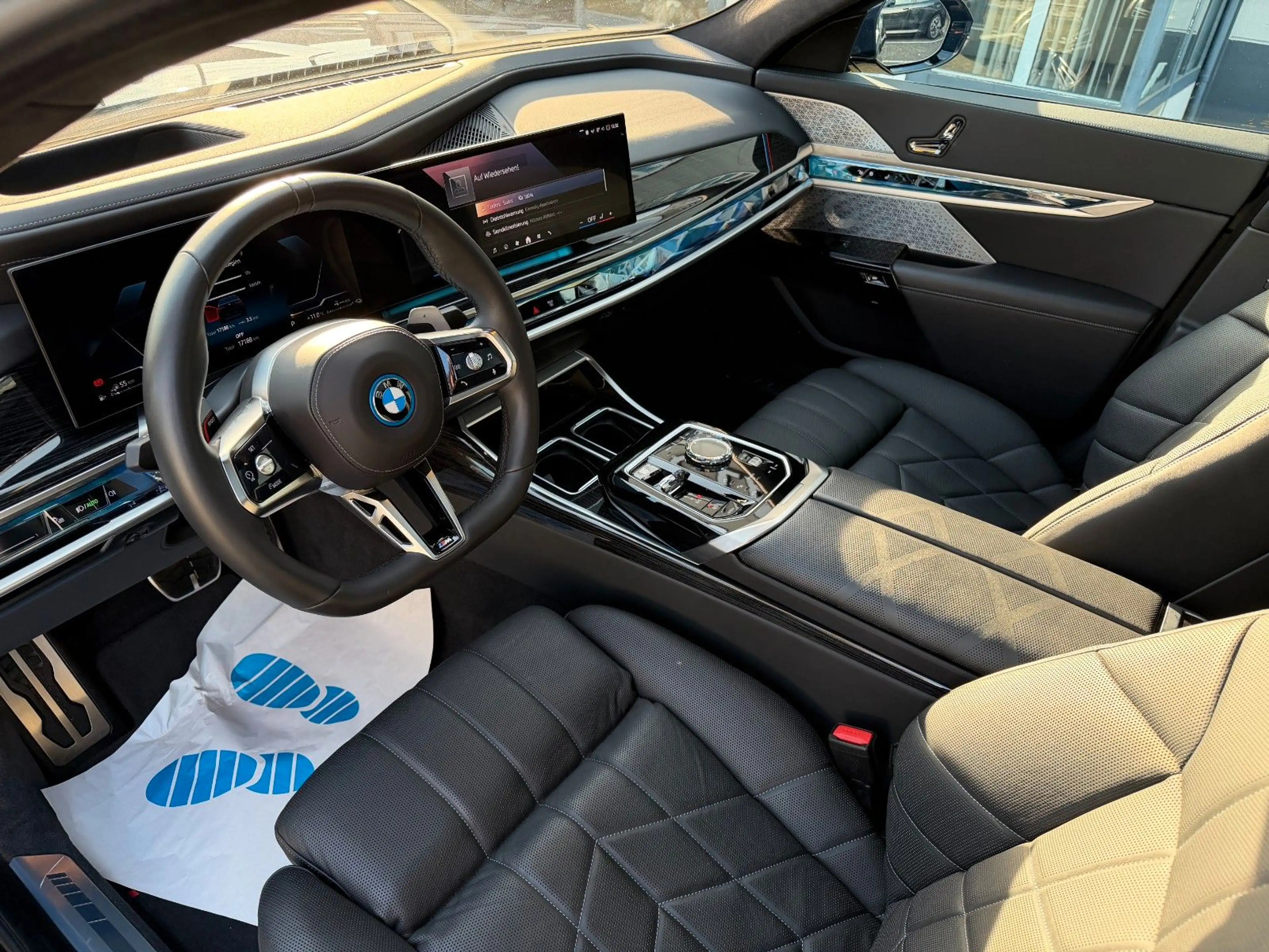 BMW 750 e xDrive M Sport Pro/Fond Enter/UPE180.000€ — photo 12