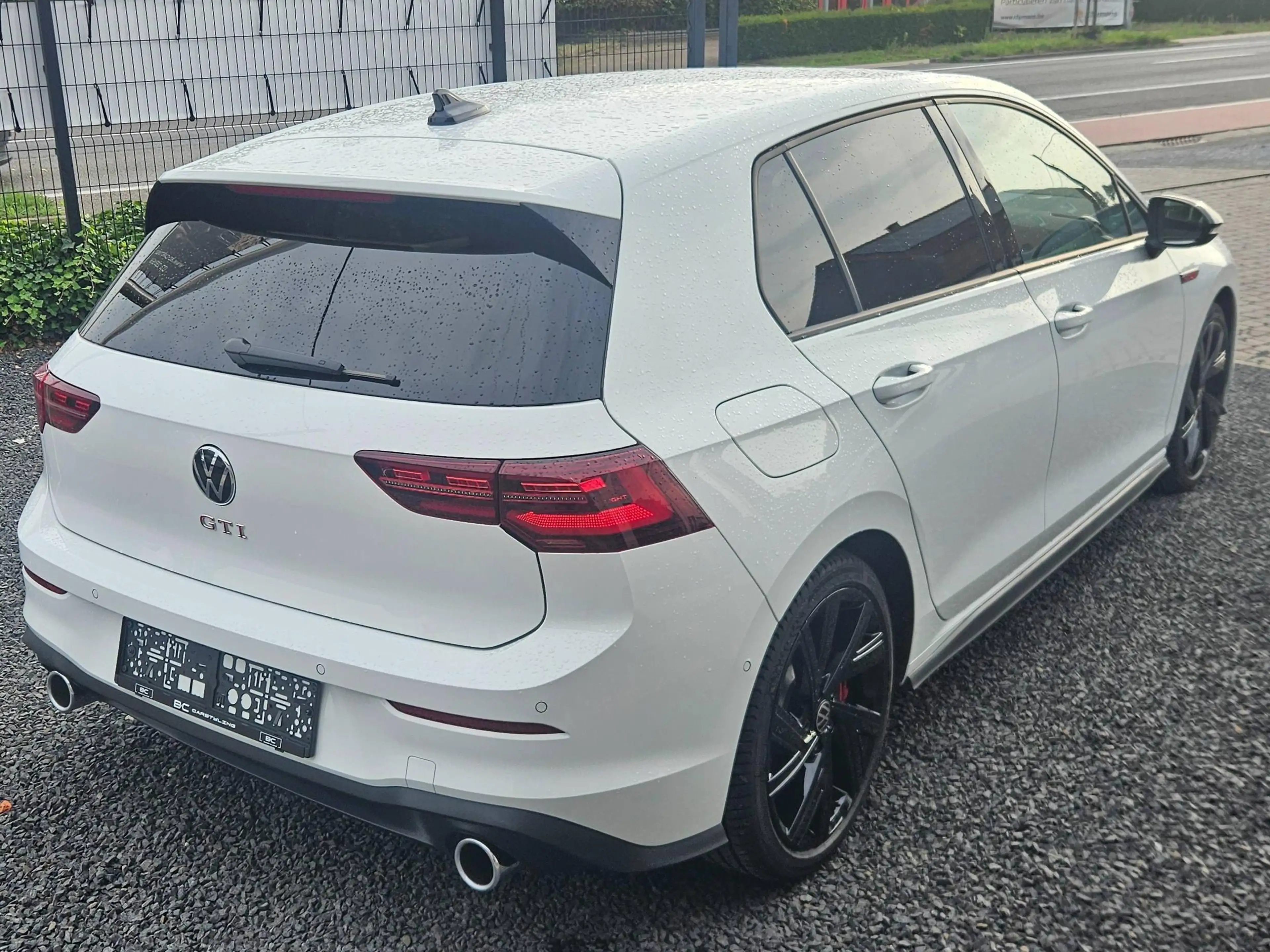 Volkswagen Golf GTI Blackstyle, camera, keyless, ... — photo 5