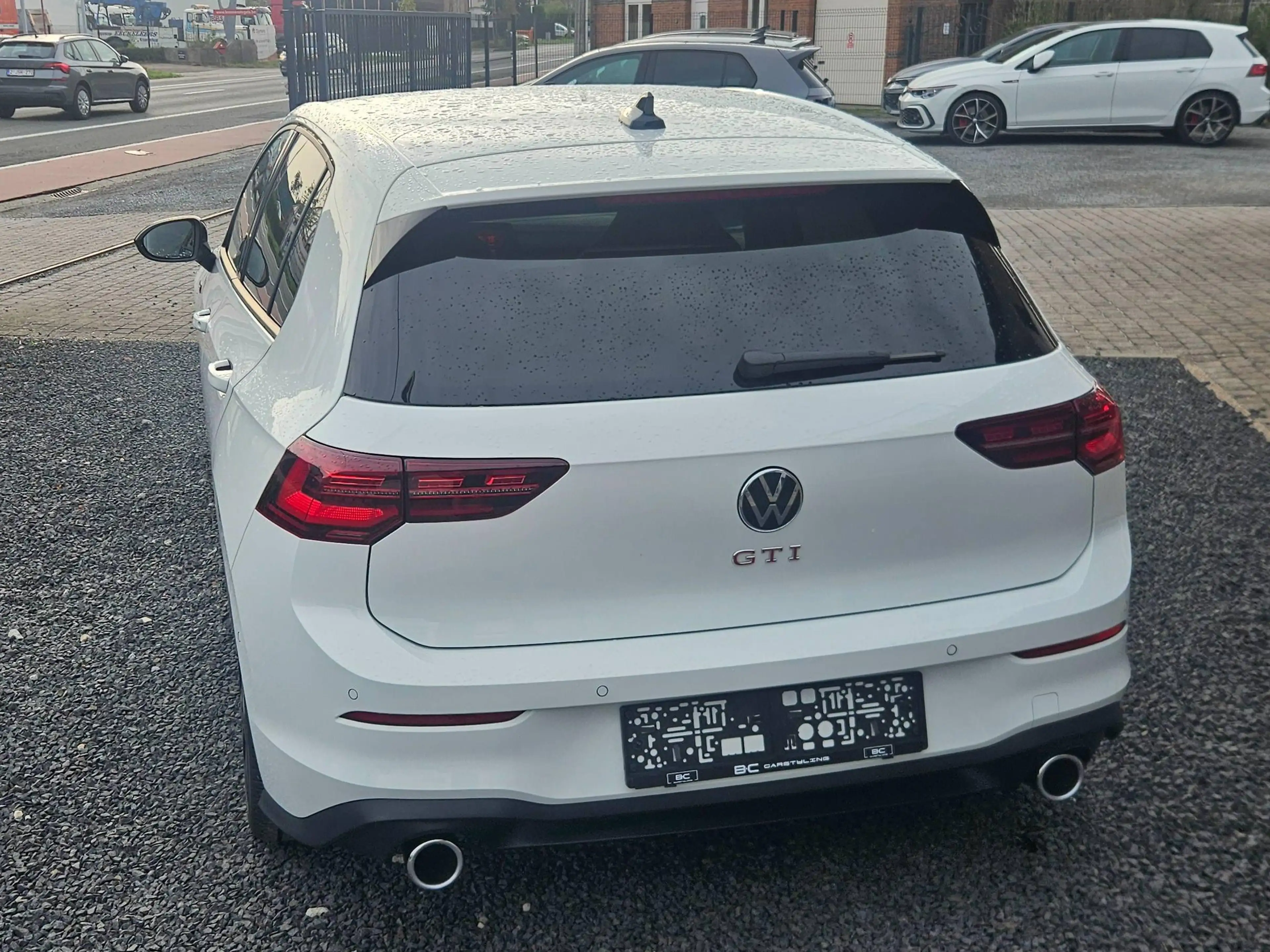 Volkswagen Golf GTI Blackstyle, camera, keyless, ... — photo 4