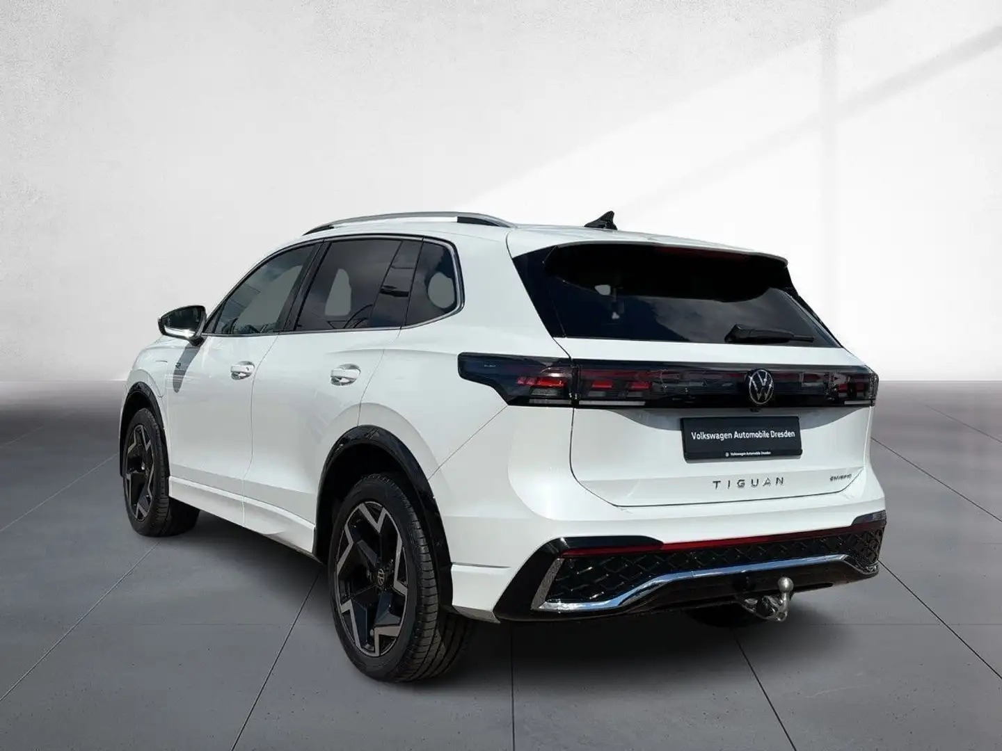 Volkswagen Tiguan R-Line 1,5 eHybrid DSG AHK NAV LEDER PANO Weiß - 2