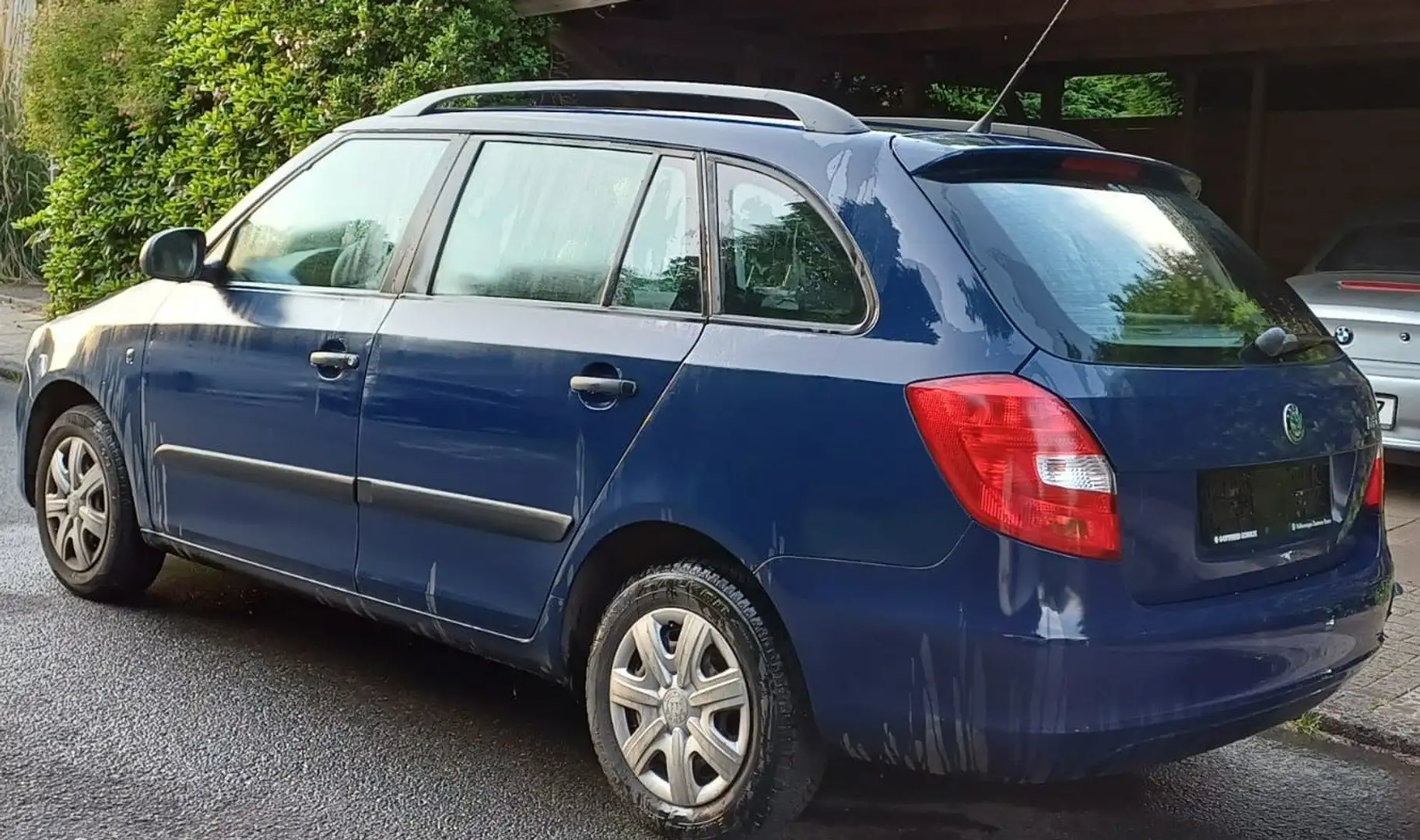 Skoda Fabia Fabia II Combi 1.2 HTP Combi COOL EDITION Blue - 2