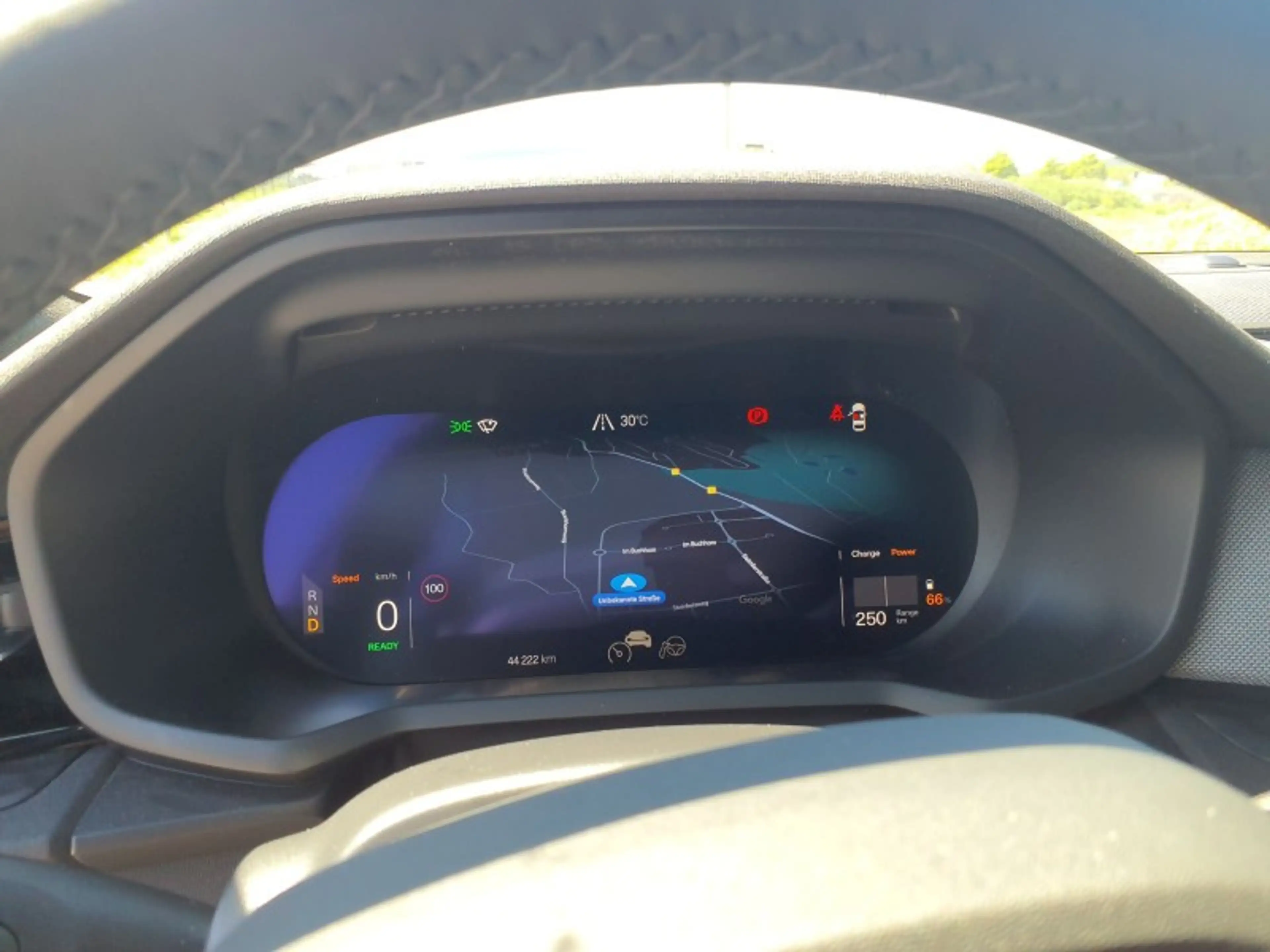 Polestar 2 Standard Range*AHK*ACC*Memory*360*SHZ*Totwinke — photo 4
