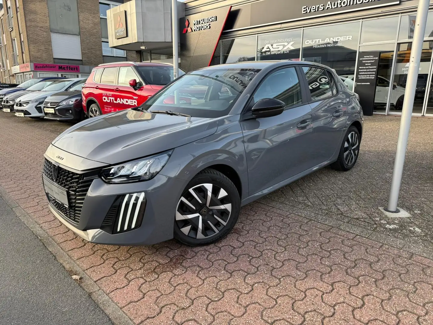 Peugeot 208 1.2 Active *LED *Navi *Tempom. *DAB Gris - 2