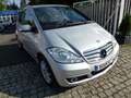 Mercedes-Benz A 150 AVANTGARDE Autom-Klima-erst 65.000KM Sitzheizung Silber - thumbnail 2