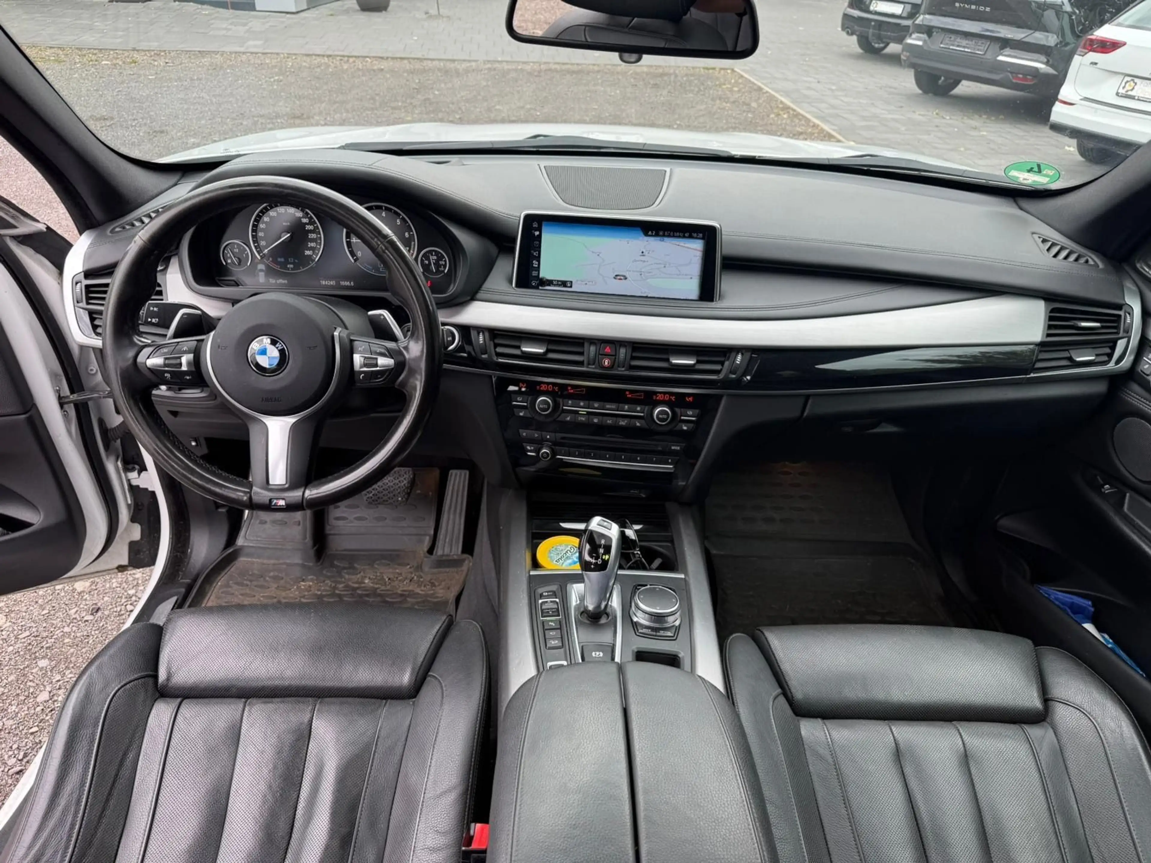 BMW X5 xDrive 40 e M Paket, Pano, 8-fach — photo 12