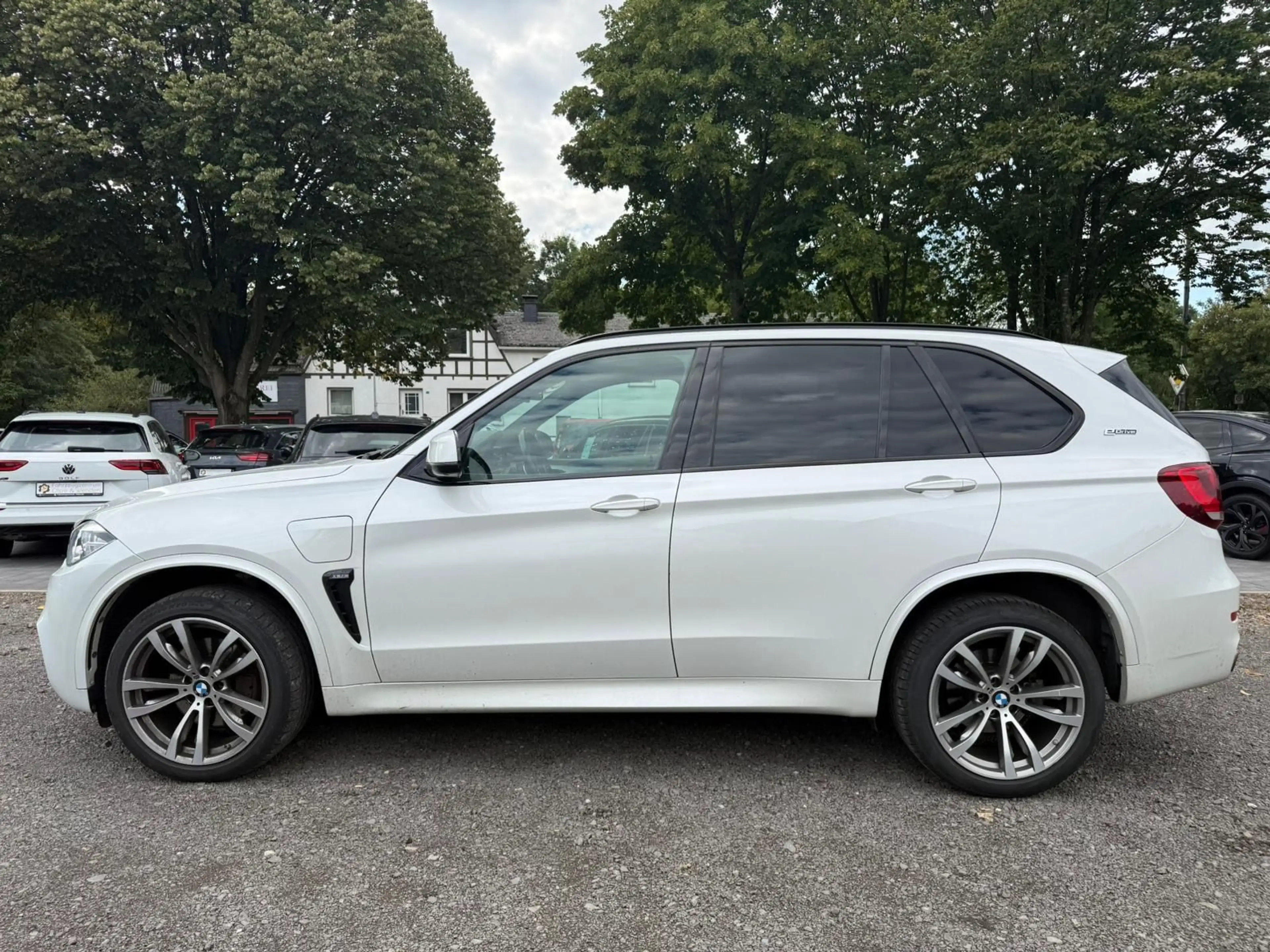 BMW X5 xDrive 40 e M Paket, Pano, 8-fach — photo 4