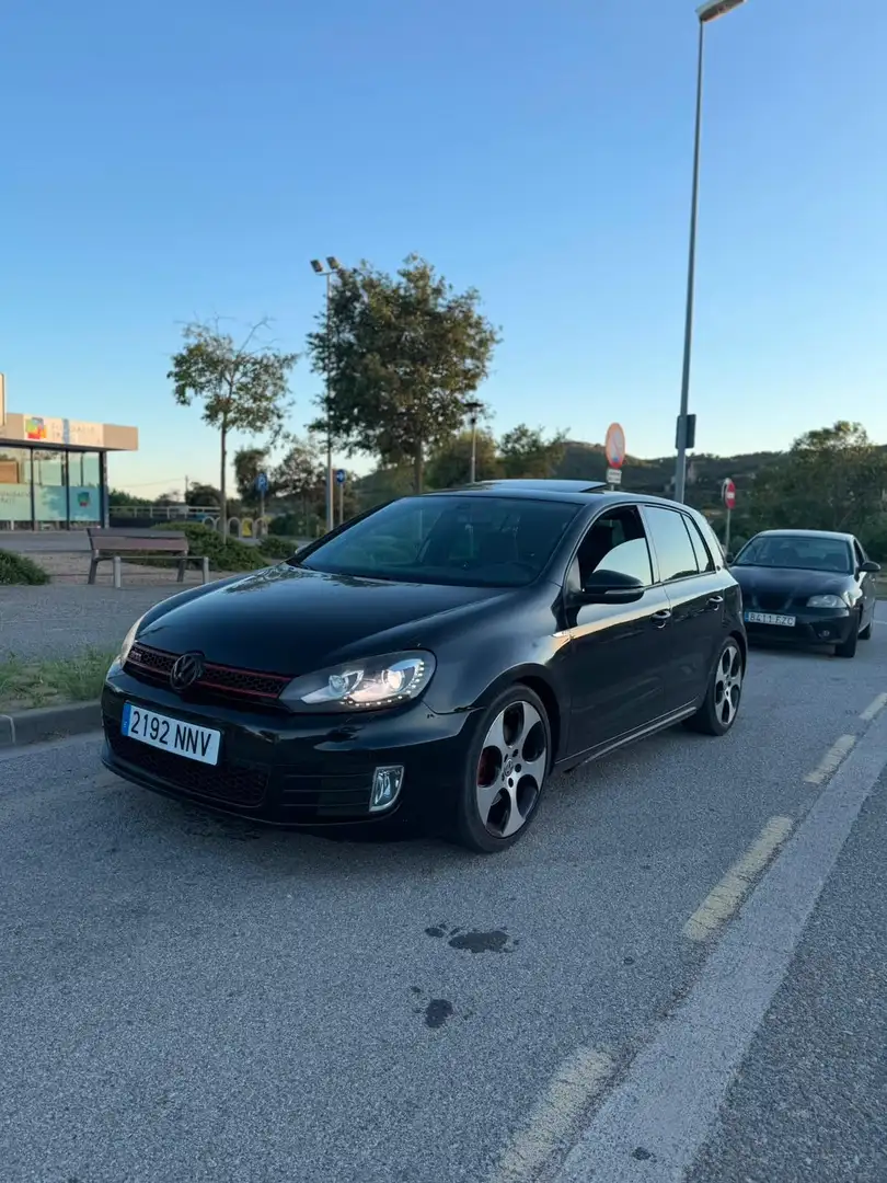 Volkswagen Golf GTI 2.0 TSI DSG - 1