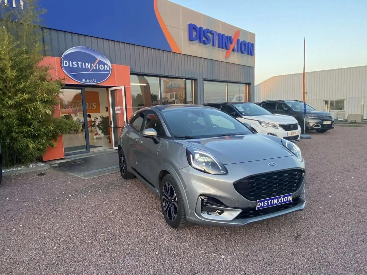 Ford Puma 1.0 ECOBOOST mHEV - 155 - BV POWERSHIFT S\u0026S - ST LINE X Grau - 2