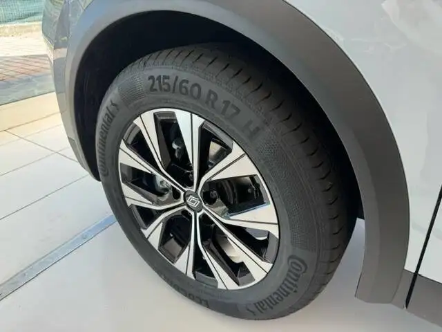 Renault Captur view 12