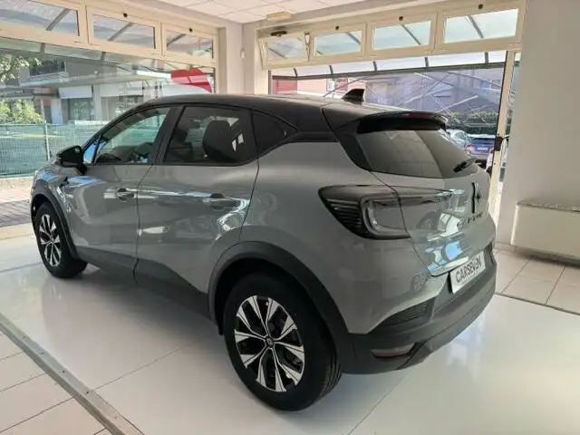 Renault Captur view 2