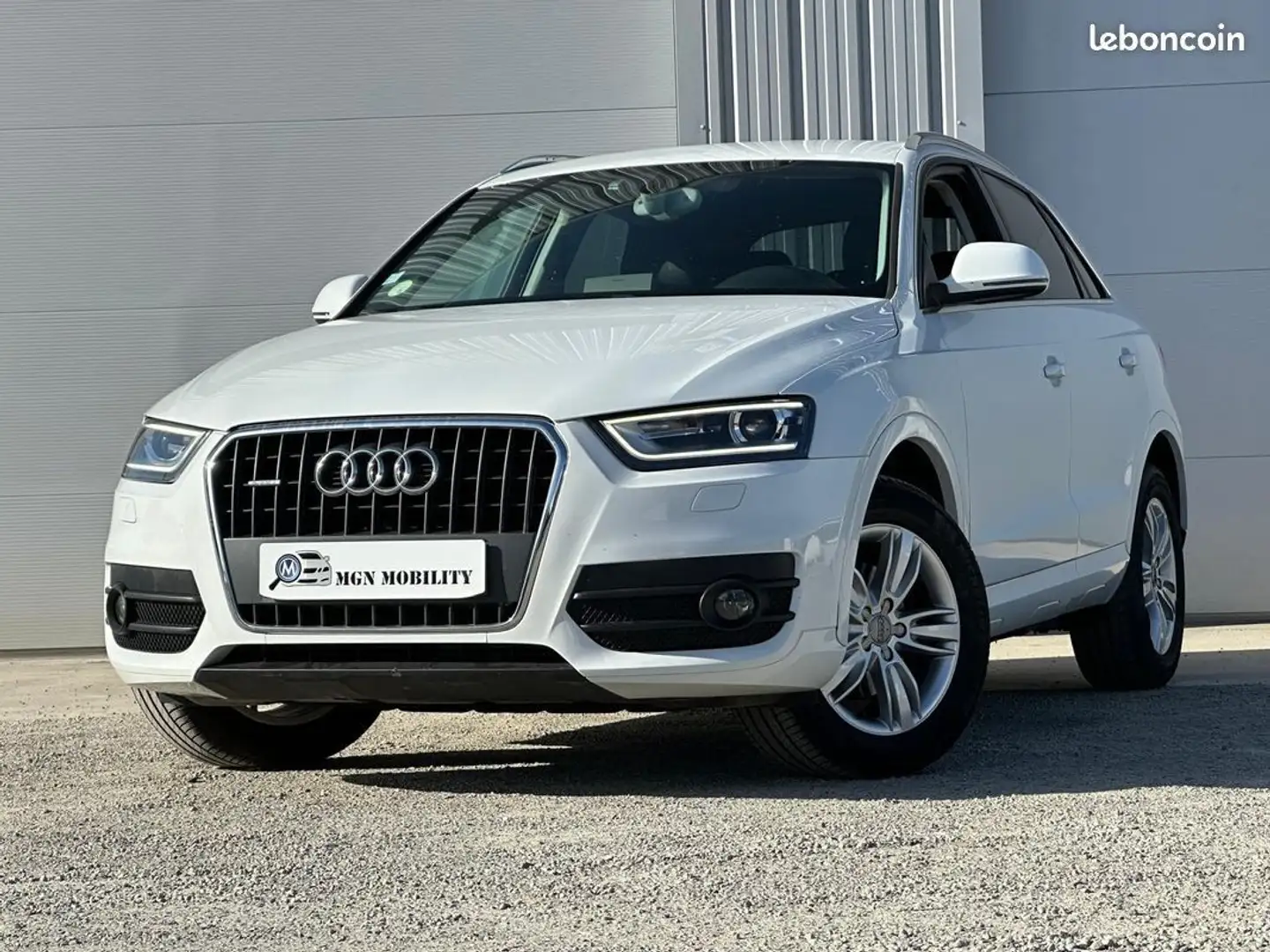 Audi Q3 Première main Ambition Luxe 2.0 TDI 177 Quattro Bílá - 1