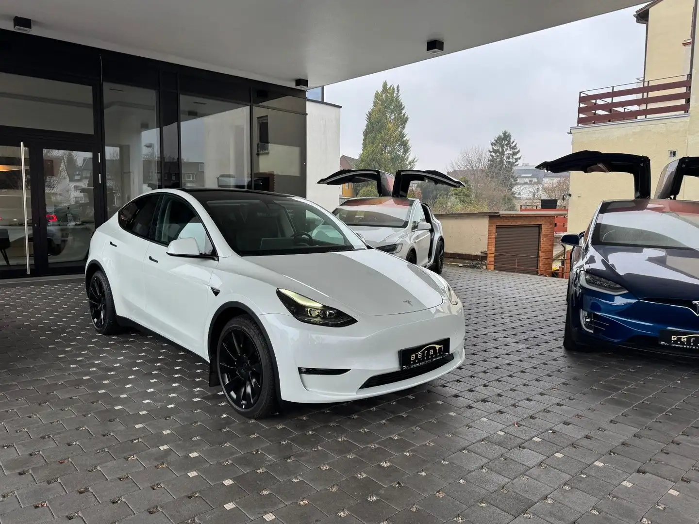 Tesla Model Y Premium Long Range DualAWD|Matrix|20Zoll Blanc - 2