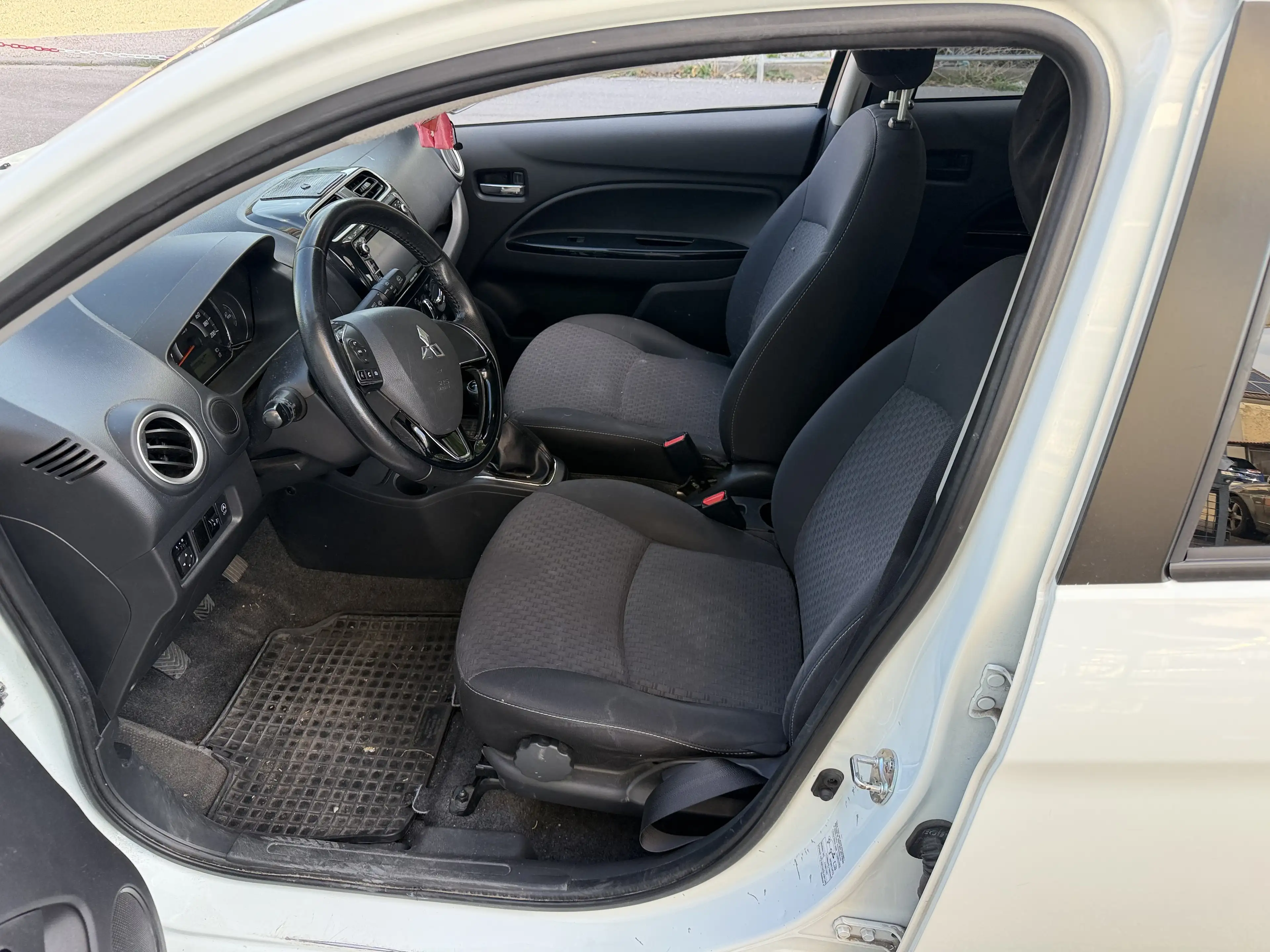 Mitsubishi Space Star Space Star 1.2 Clear Edition Navi  Kamera — photo 5