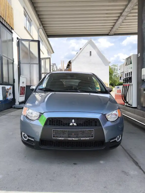 Mitsubishi Colt