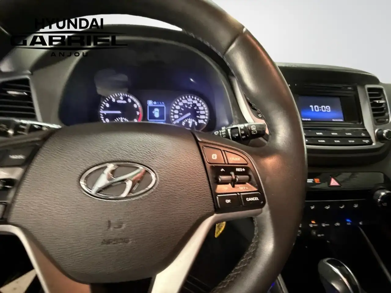 Hyundai TUCSON снимка Hyundai TUCSON