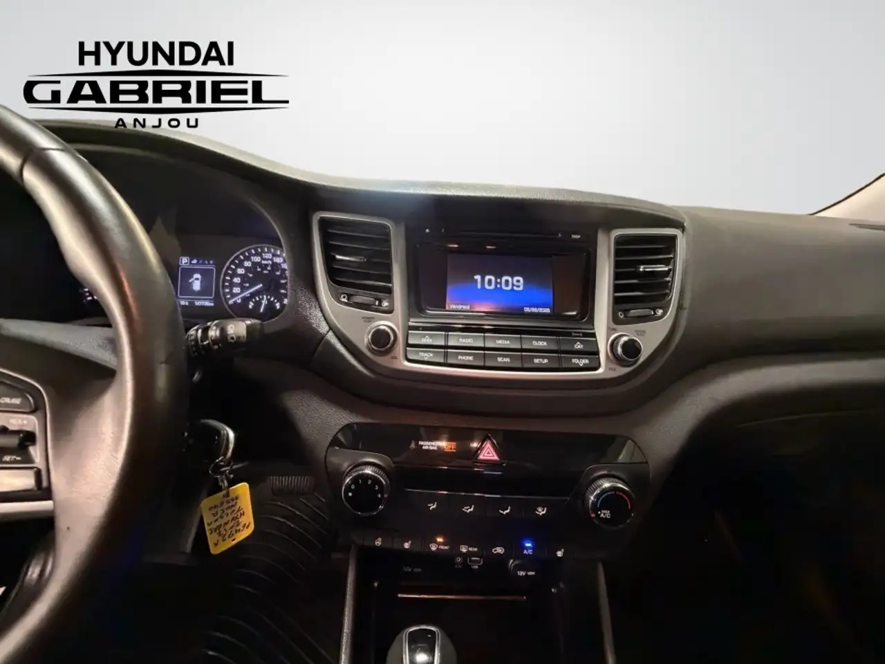 Hyundai TUCSON снимка Hyundai TUCSON
