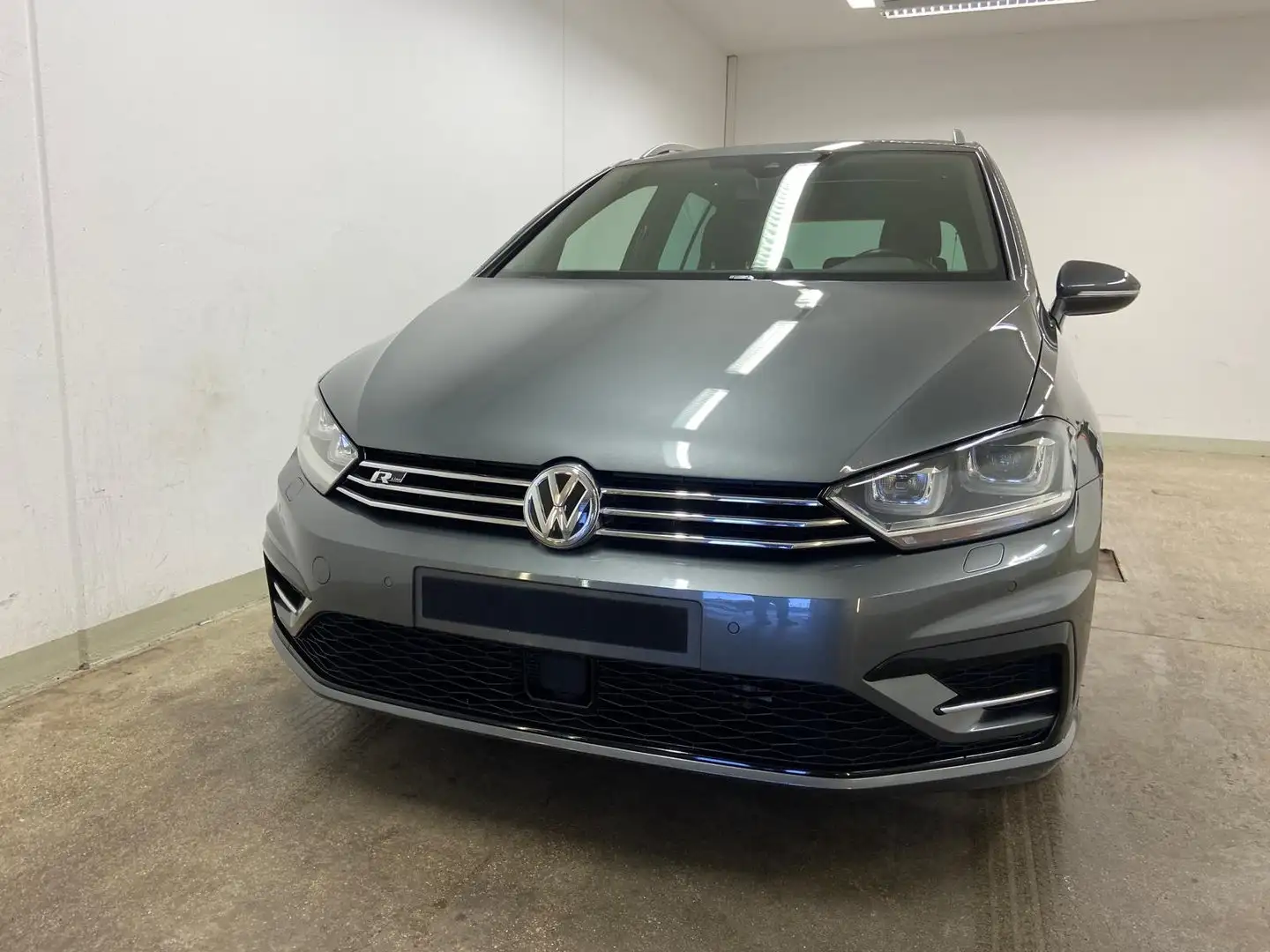 Volkswagen Golf Sportsvan Highline BMT TSI DSG Grau - 2