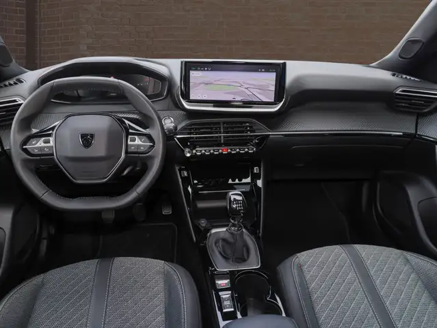 Peugeot 2008 view 13