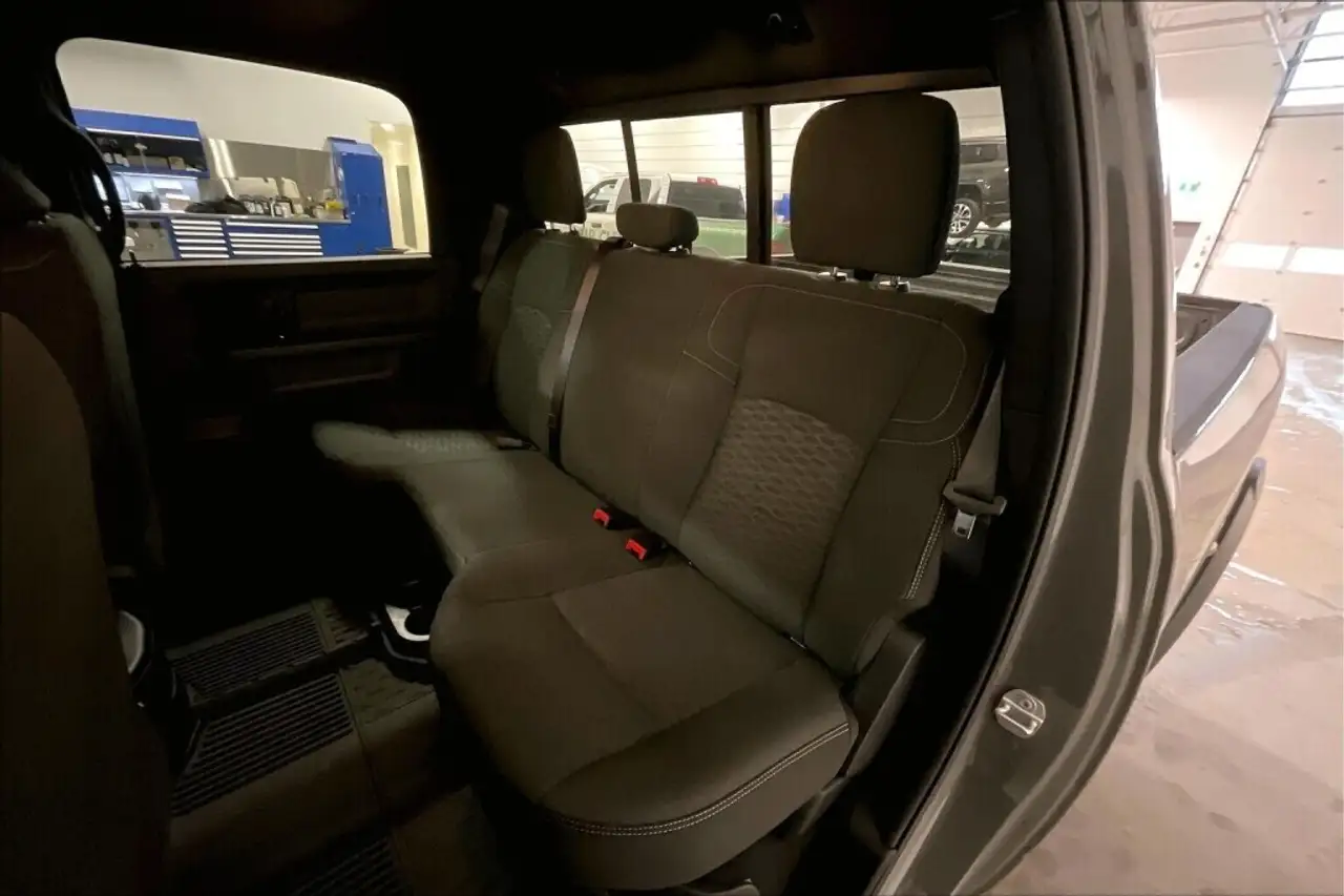RAM 2500 снимка RAM 2500