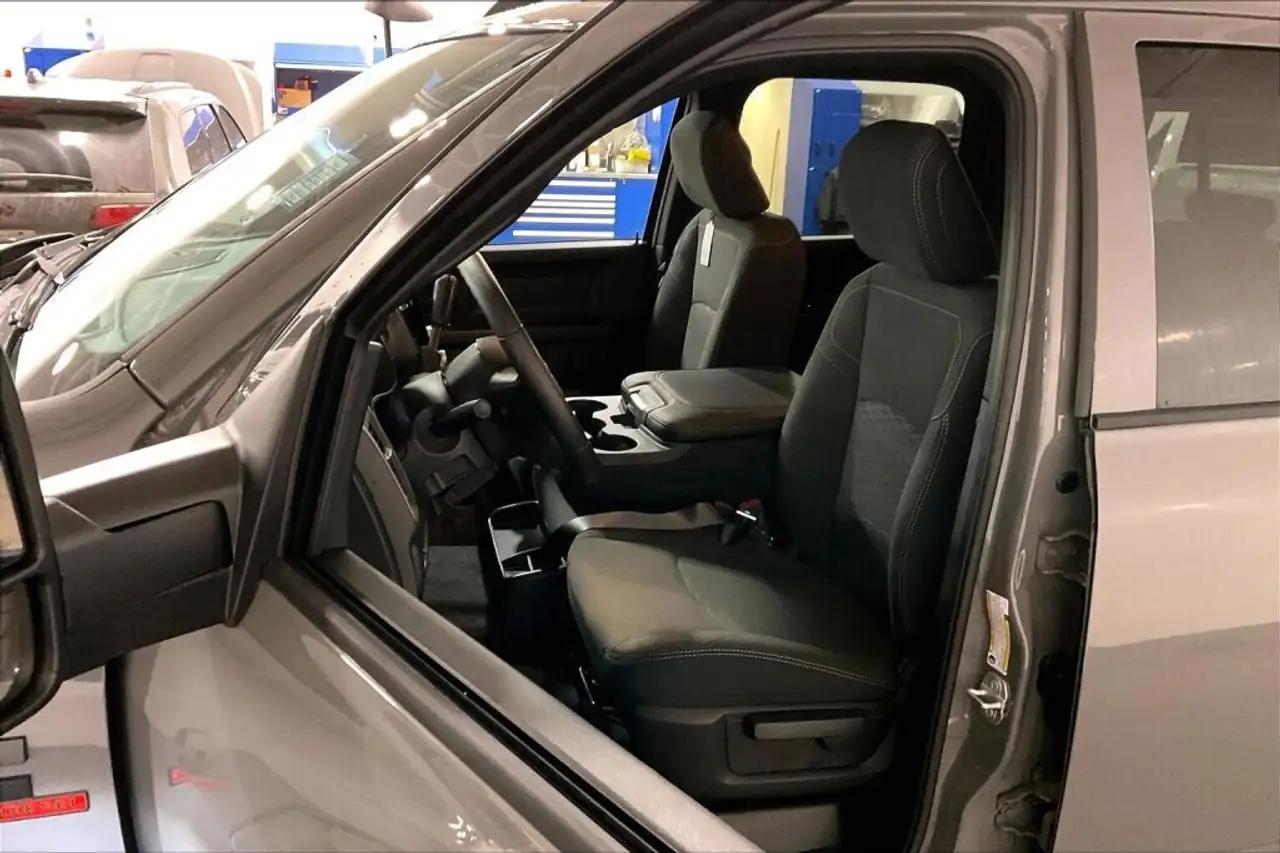 RAM 2500 снимка RAM 2500