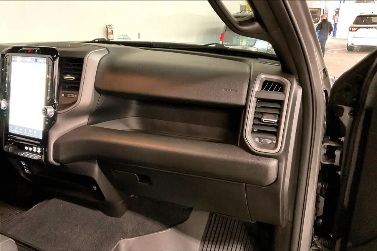 RAM 2500 снимка RAM 2500