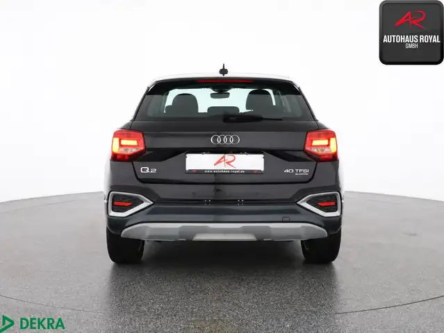 Audi Q2 view 4