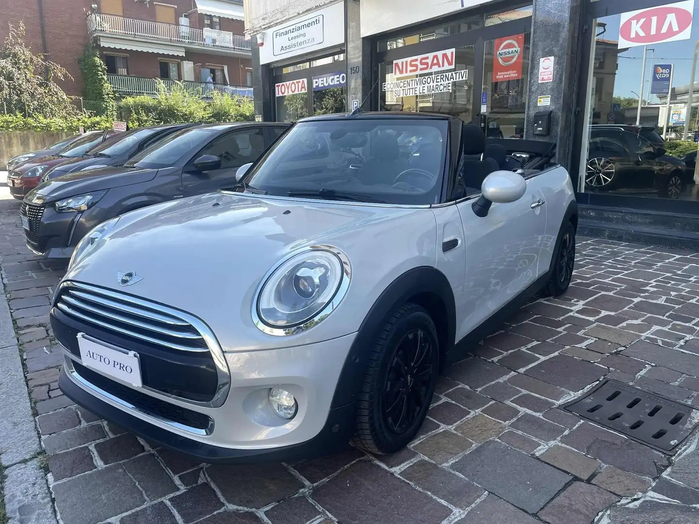 MINI Cooper Cabrio Mini Cabrio 1.5 Cooper auto - 2